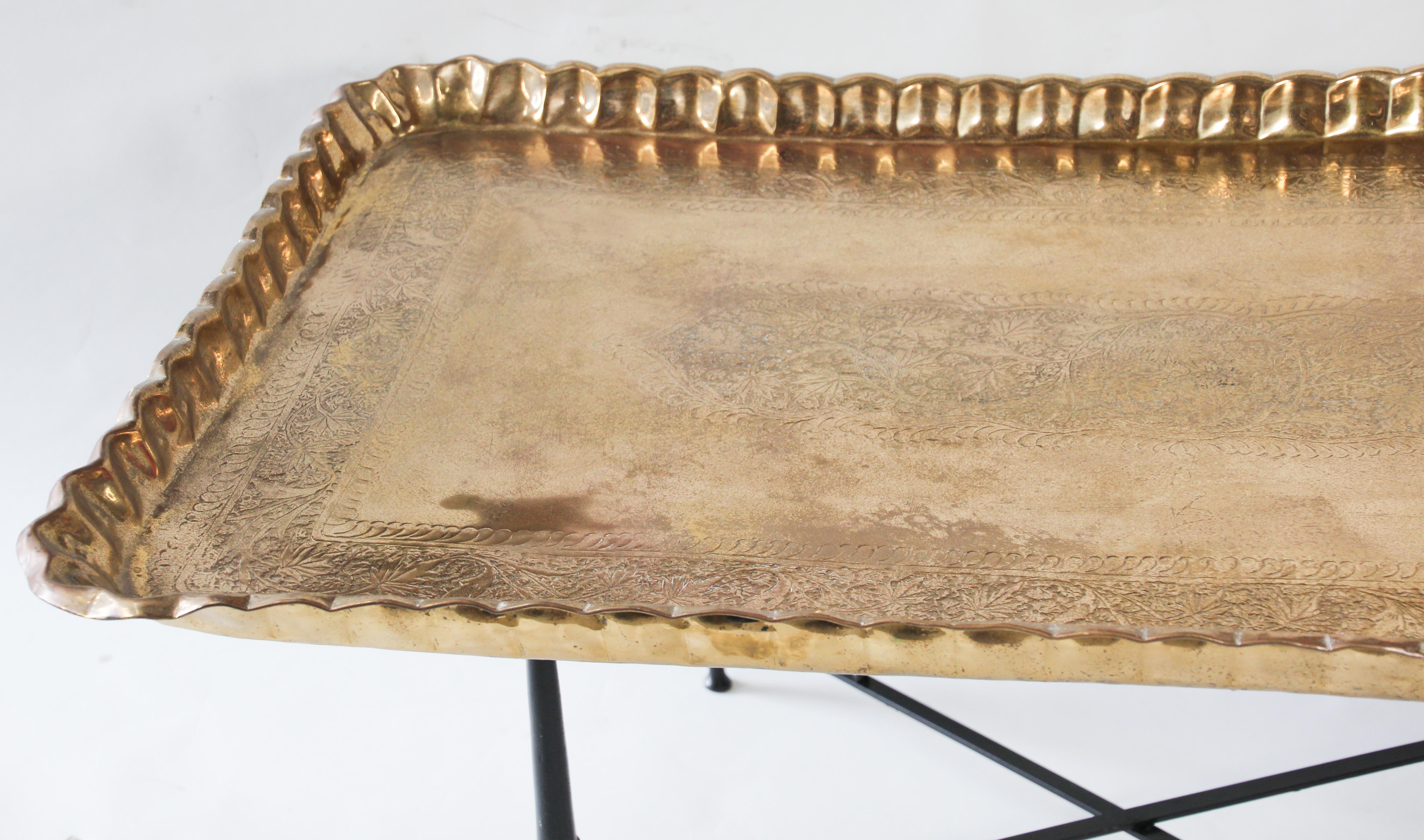 Moorish Rectangular Brass Tray Coffee Table In Good Condition In North Hollywood, CA