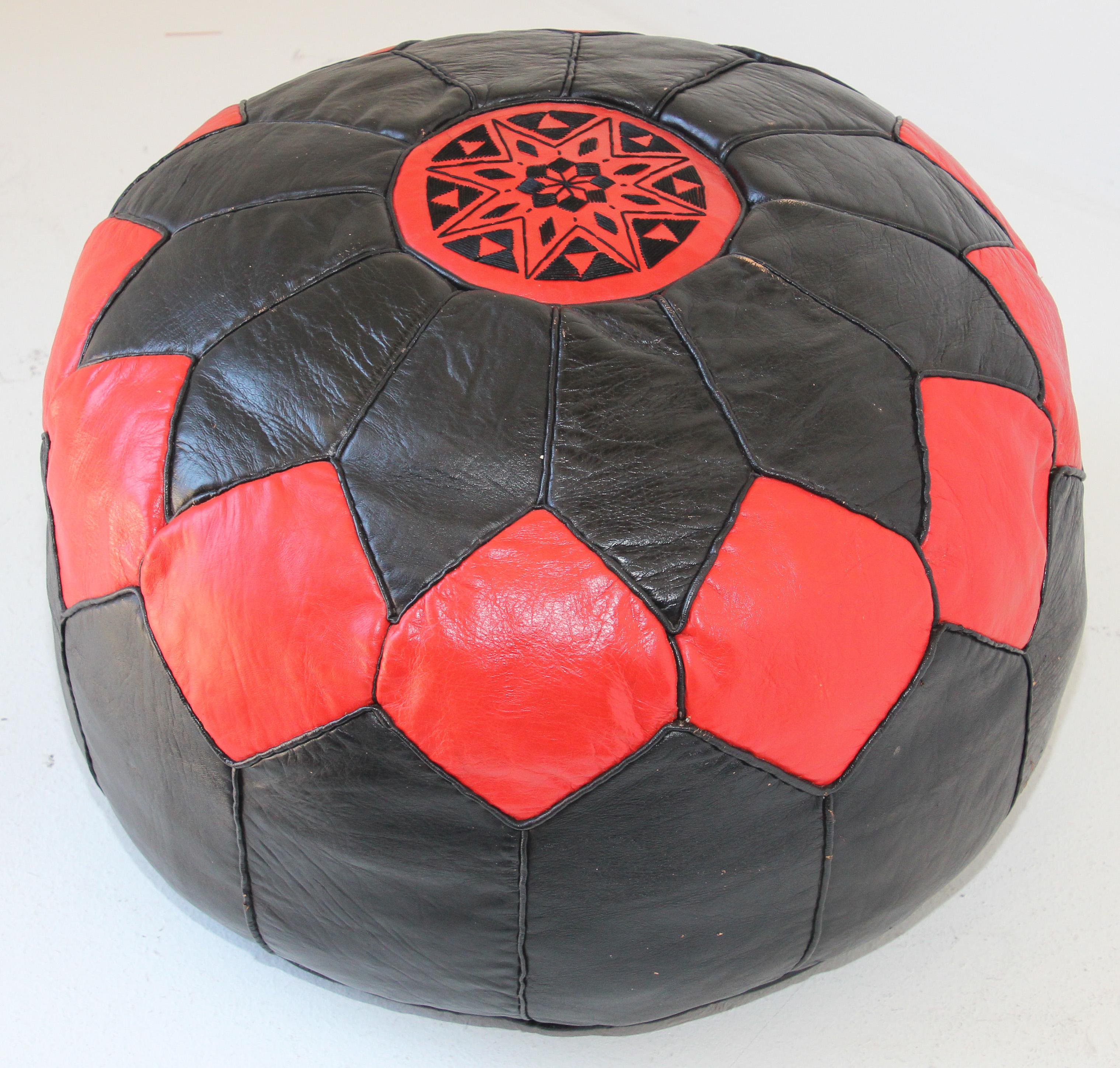 Vintage Moroccan Leather Pouf Hand-Tooled in Marrakesh Red and Black In Good Condition For Sale In North Hollywood, CA