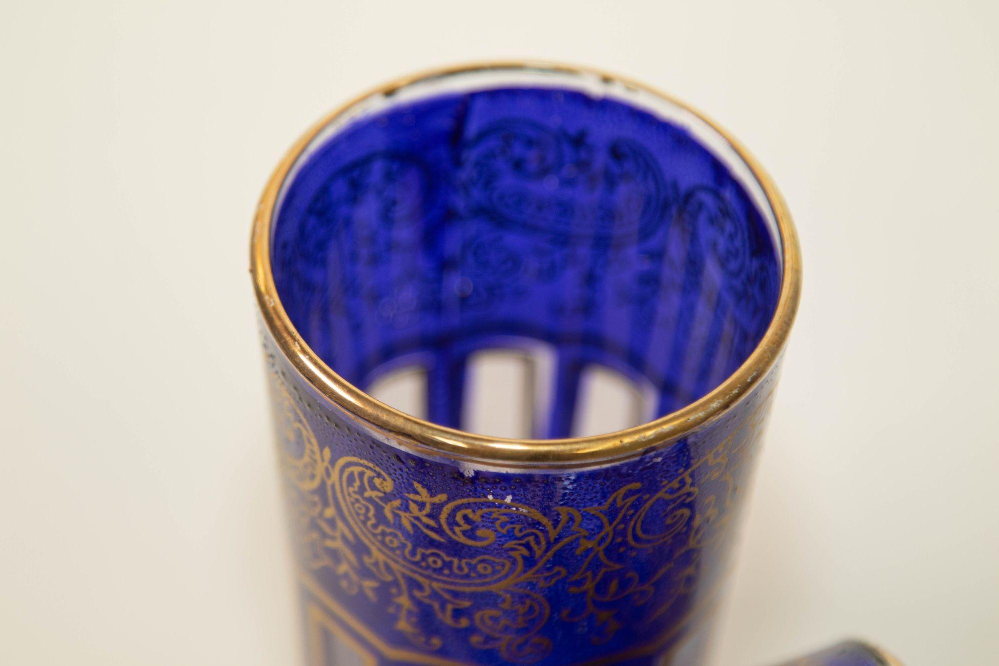 Moroccan Royal Blue Glasses with Gold Moorish Arabesque Design Set of 6 Barware For Sale 8