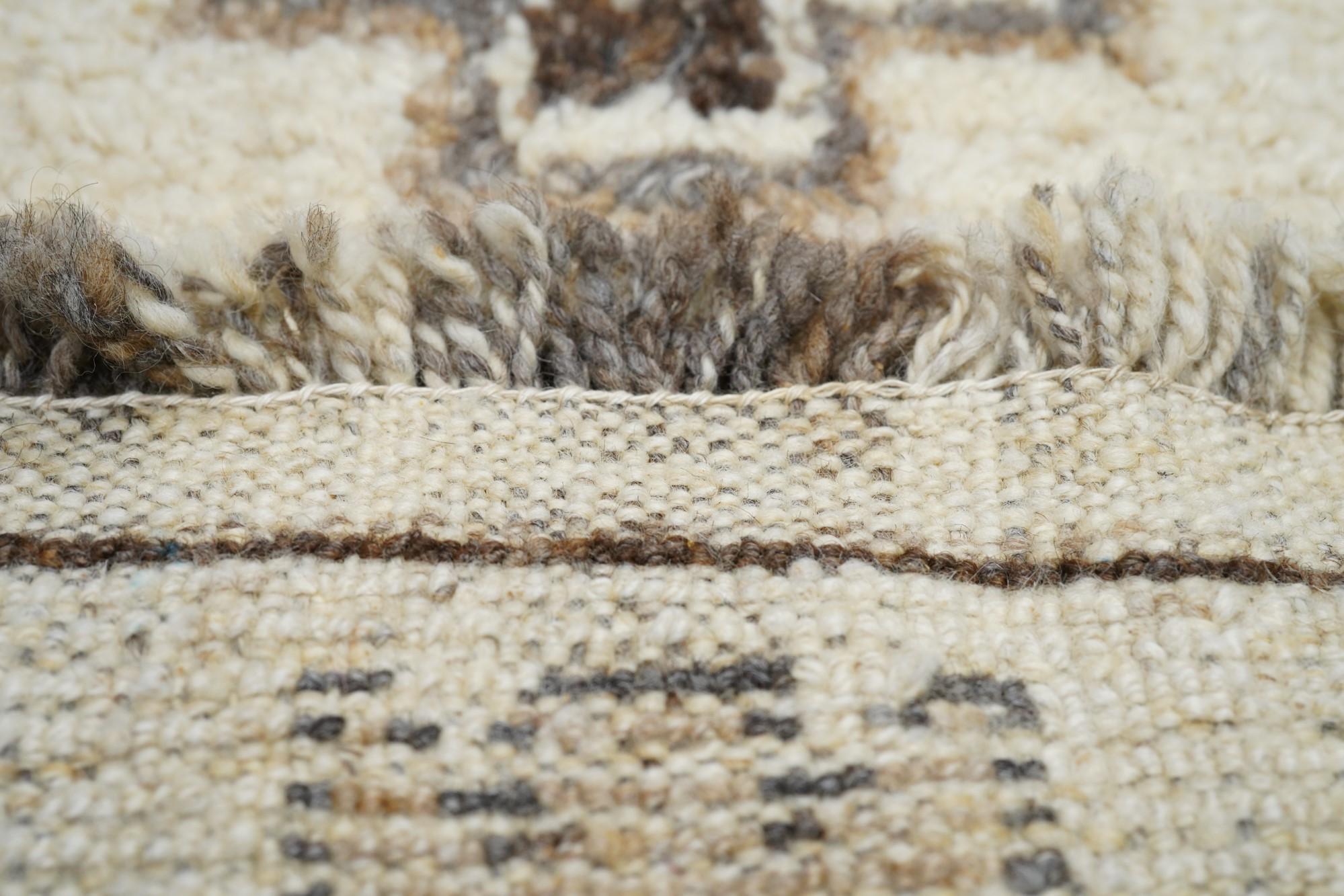 Tappeto marocchino 3'6'' x 12'6'' in vendita 2
