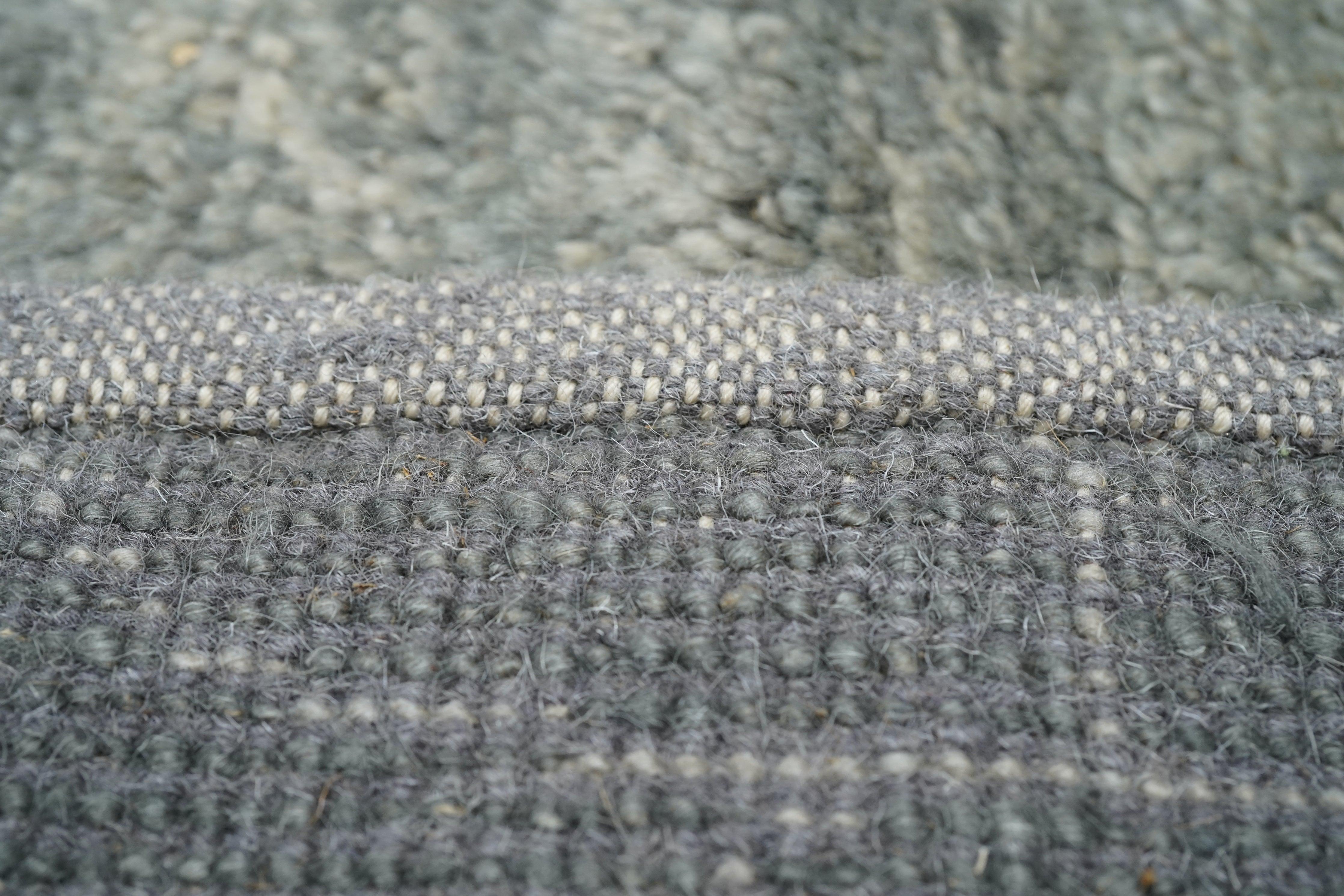 Moroccan Rug 4'0'' x 6'0'' in vendita 6