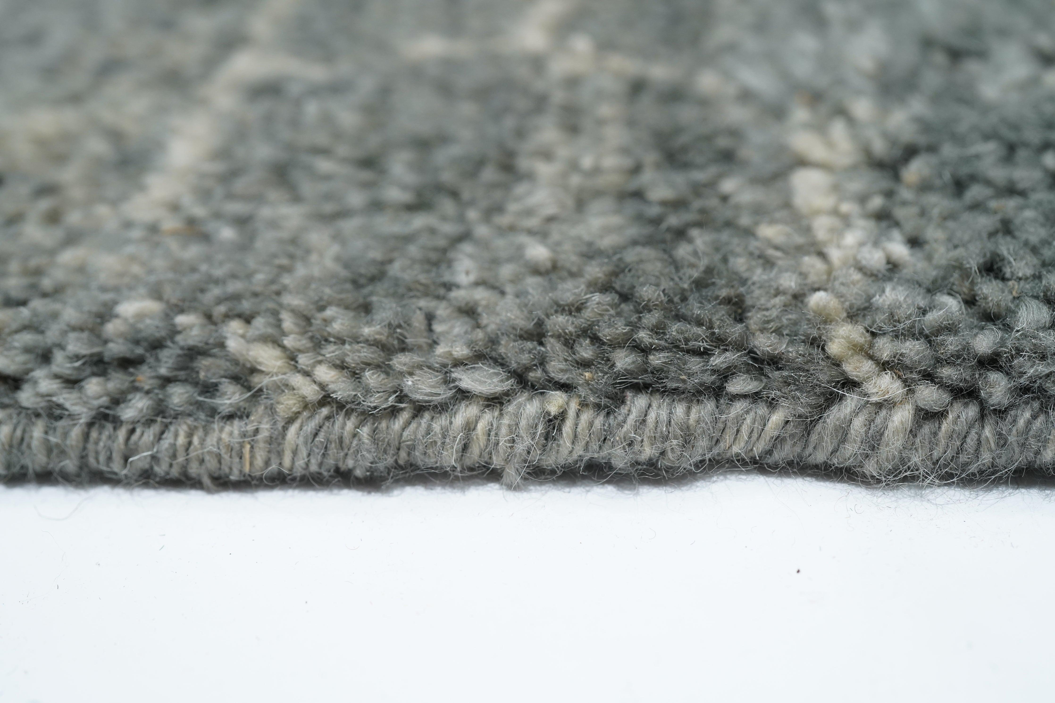 XXI secolo e contemporaneo Moroccan Rug 4'0'' x 6'0'' in vendita