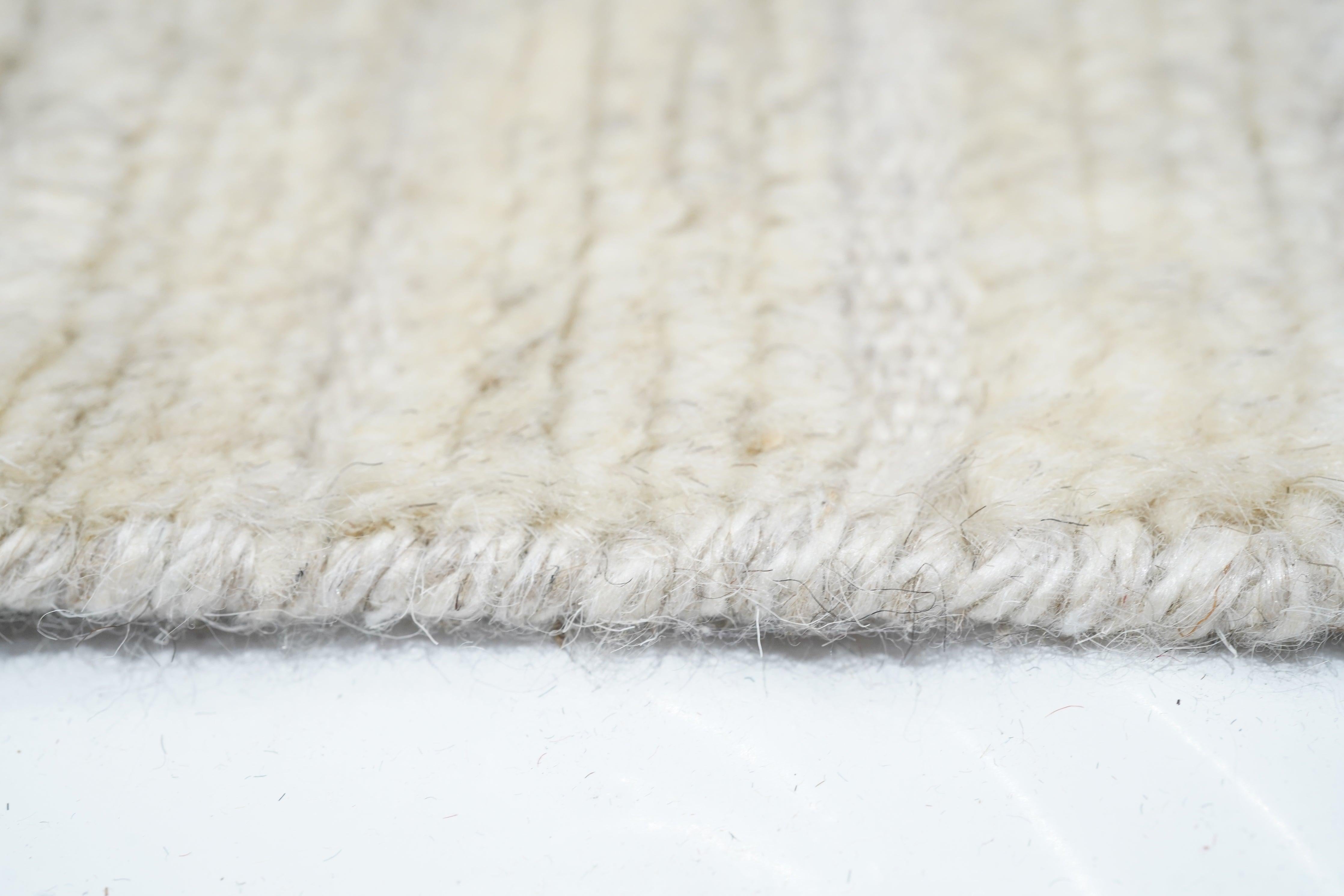 Moroccan Rug 4'0'' x 6'1'' In condizioni Nuovo in vendita a New York, NY