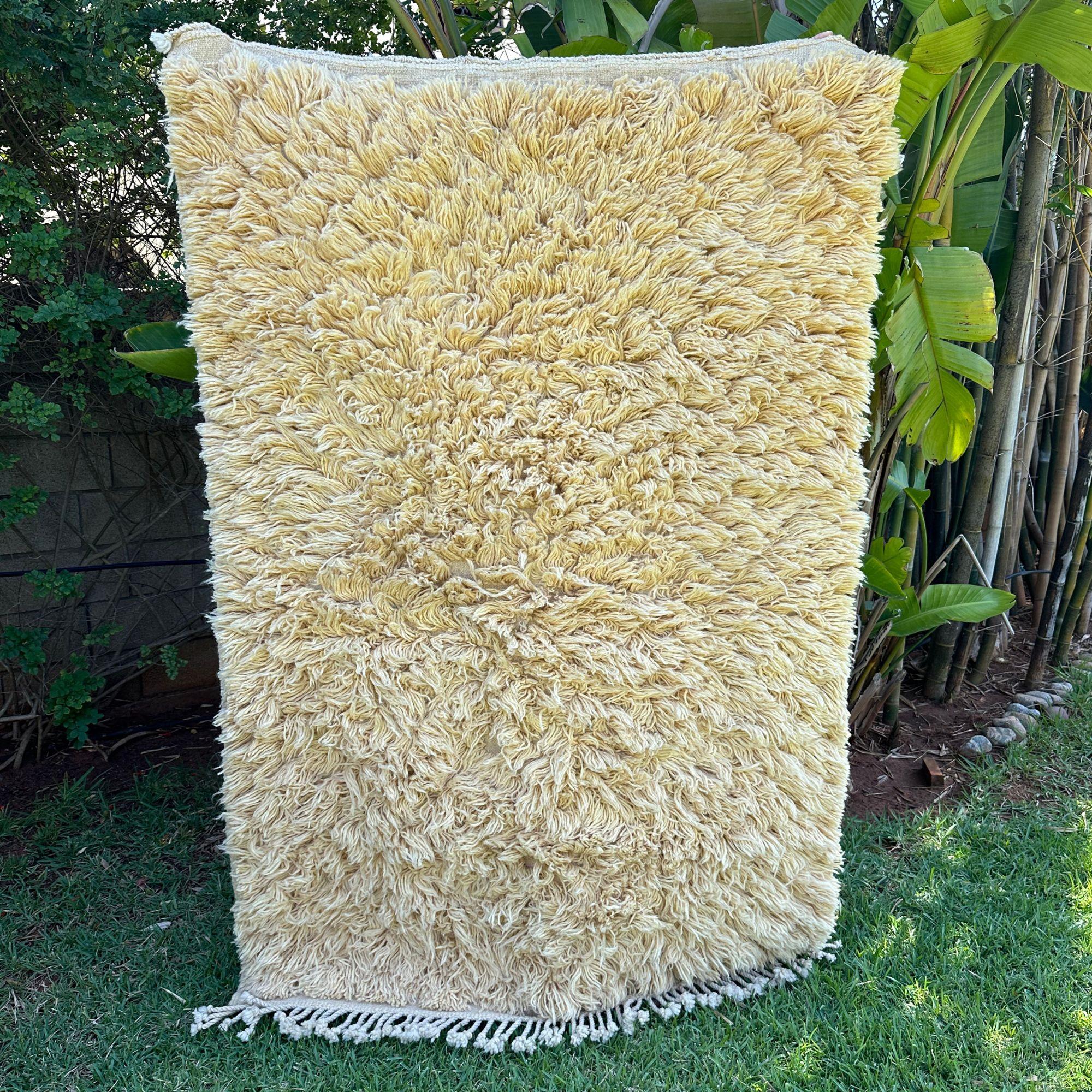 Alfombra Marroquí Encanto Celestial, Lujosa Alfombra Marroquí Crema de Pelo Alto, 5x8 Pies Lana en venta