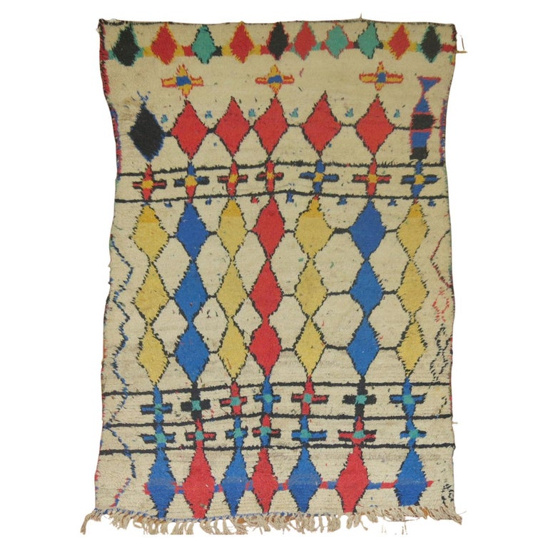 A one-of-a-kind Authentic Moroccan accent size rug from the middle of the 20th century. This piece is pretty wild and fun. If you are in love take a dive and make a big splash!

Measures: 4'1'' x 7'.
 
 