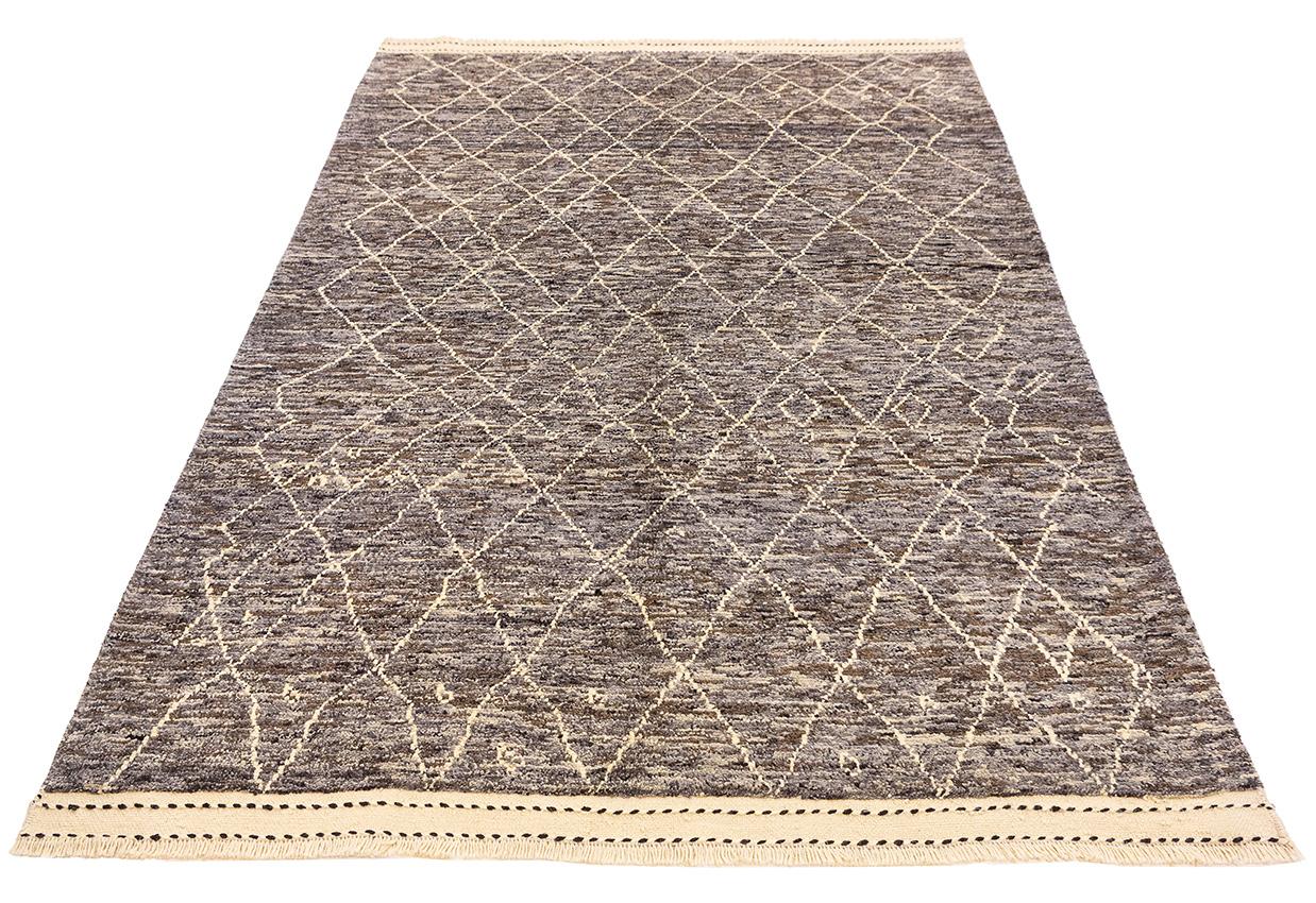 Marokkanischer Teppich Handcrafted Echte Wolle im Zustand „Gut“ im Angebot in Ferrara, IT