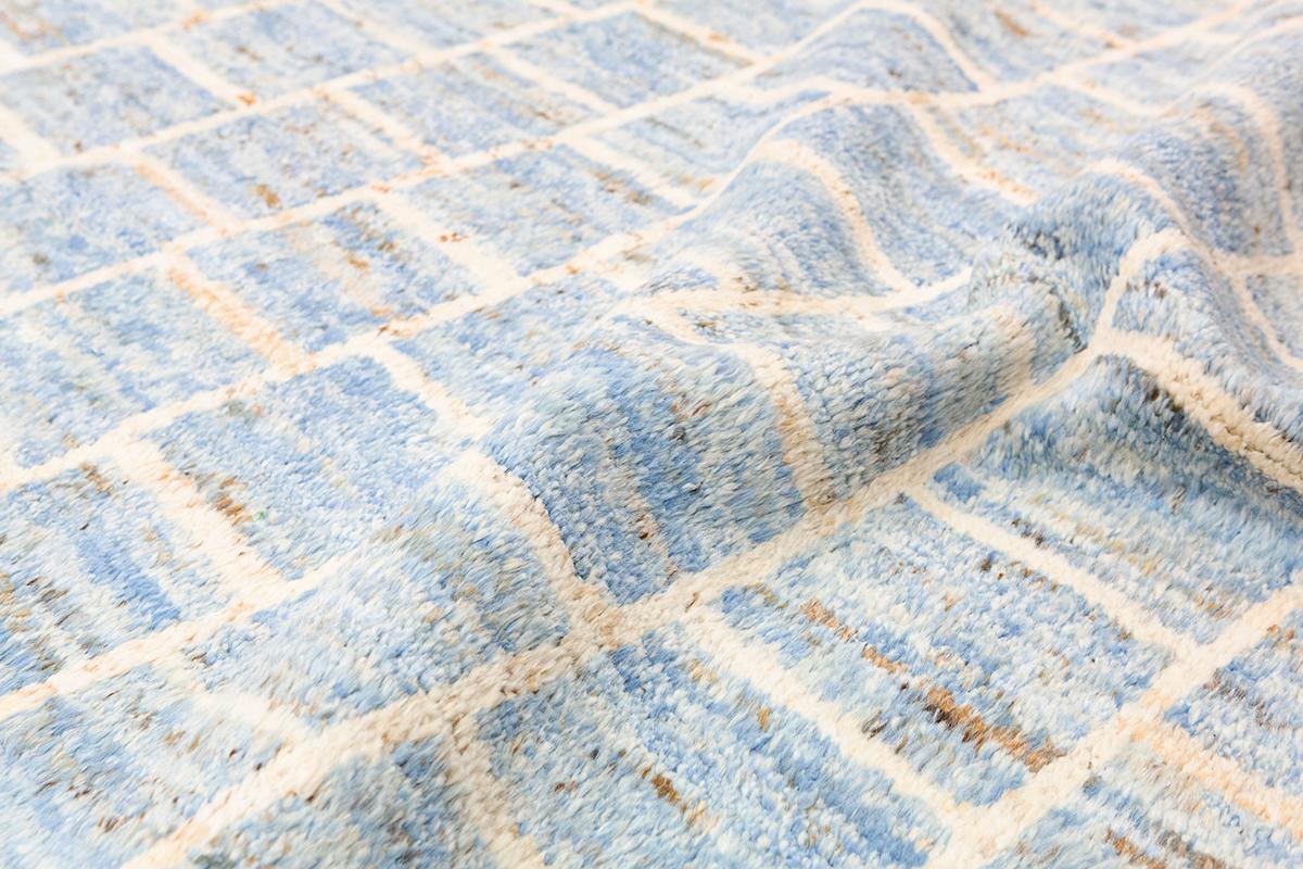 Moroccan Rug Handmade Genuine Sheep Wool For Sale 2