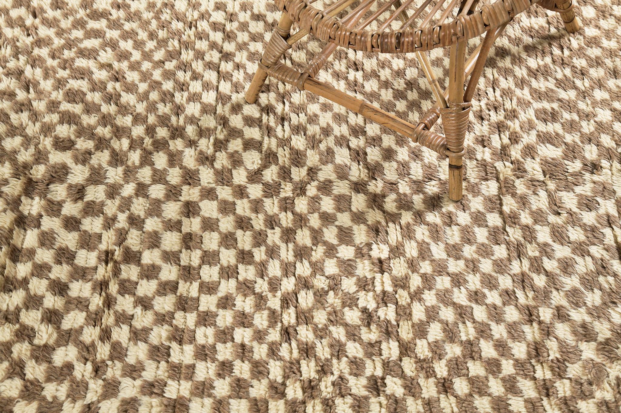 Marokkanischer Teppich aus der Atlas-Kollektion Middle Atlas Tribe (Handgeknüpft) im Angebot