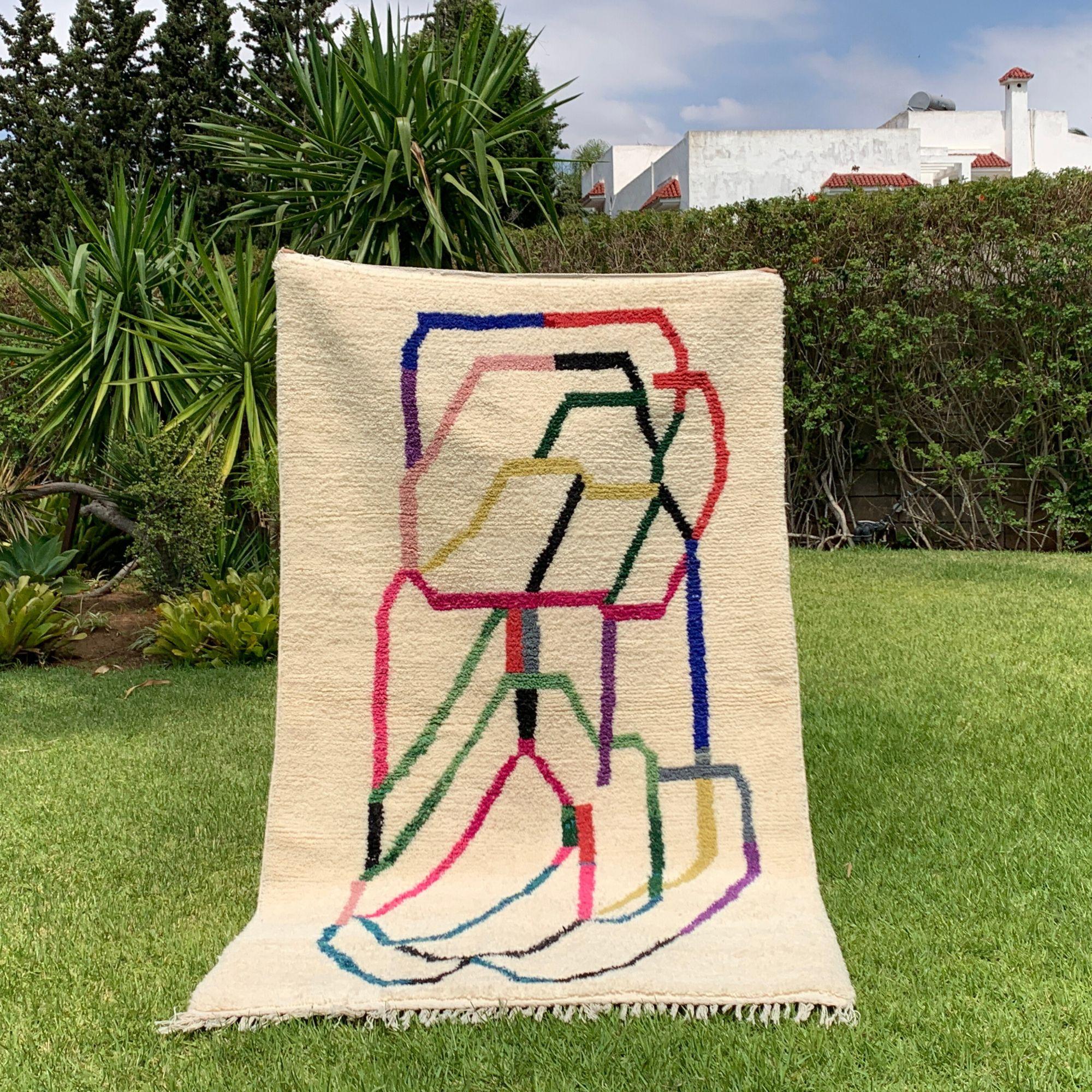 Laine Tapis marocains -  Tapis marocain blanc 5x8  Tissé à la main Design Contemporary en vente