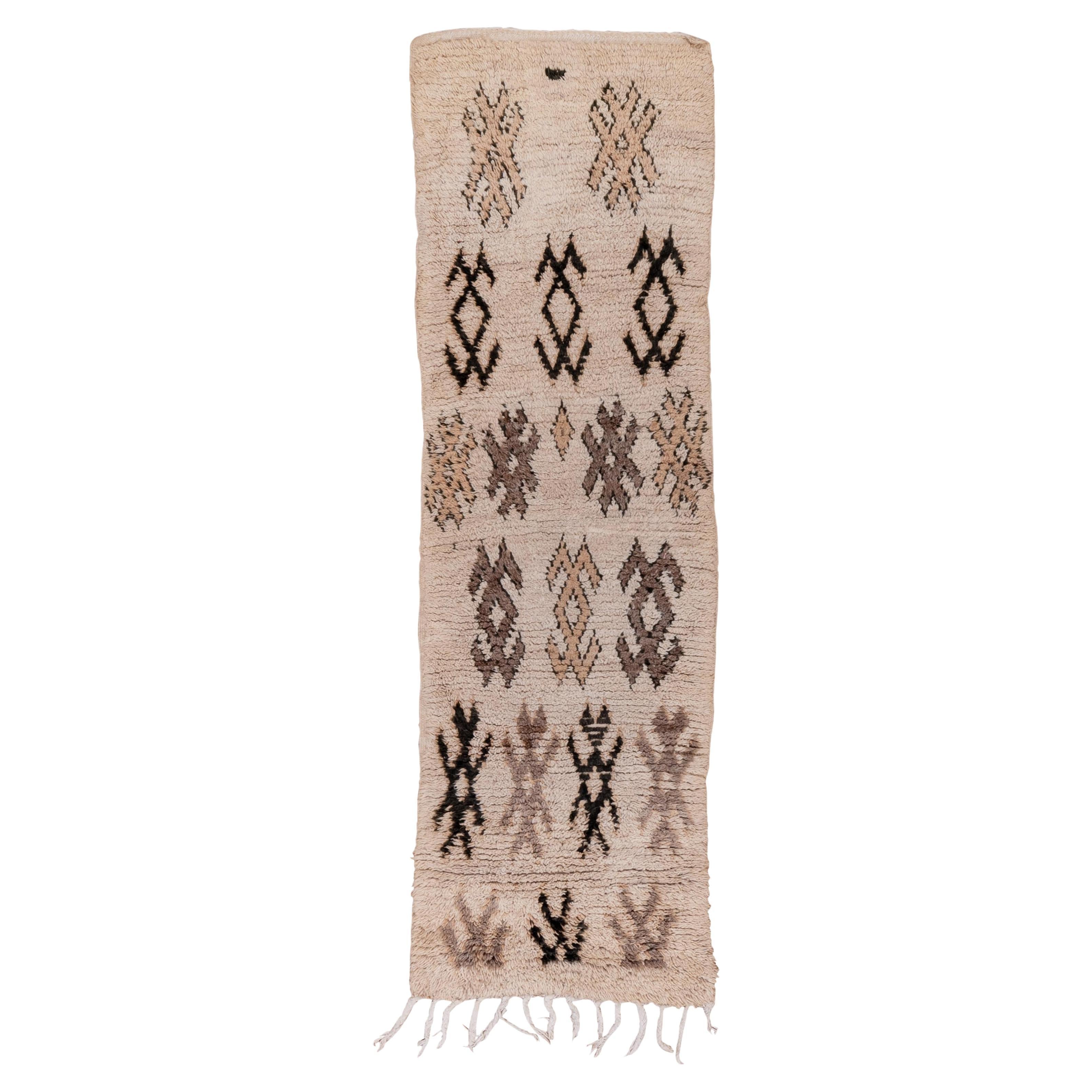 Moroccan Runner Tribal Snow Print  For Sale
