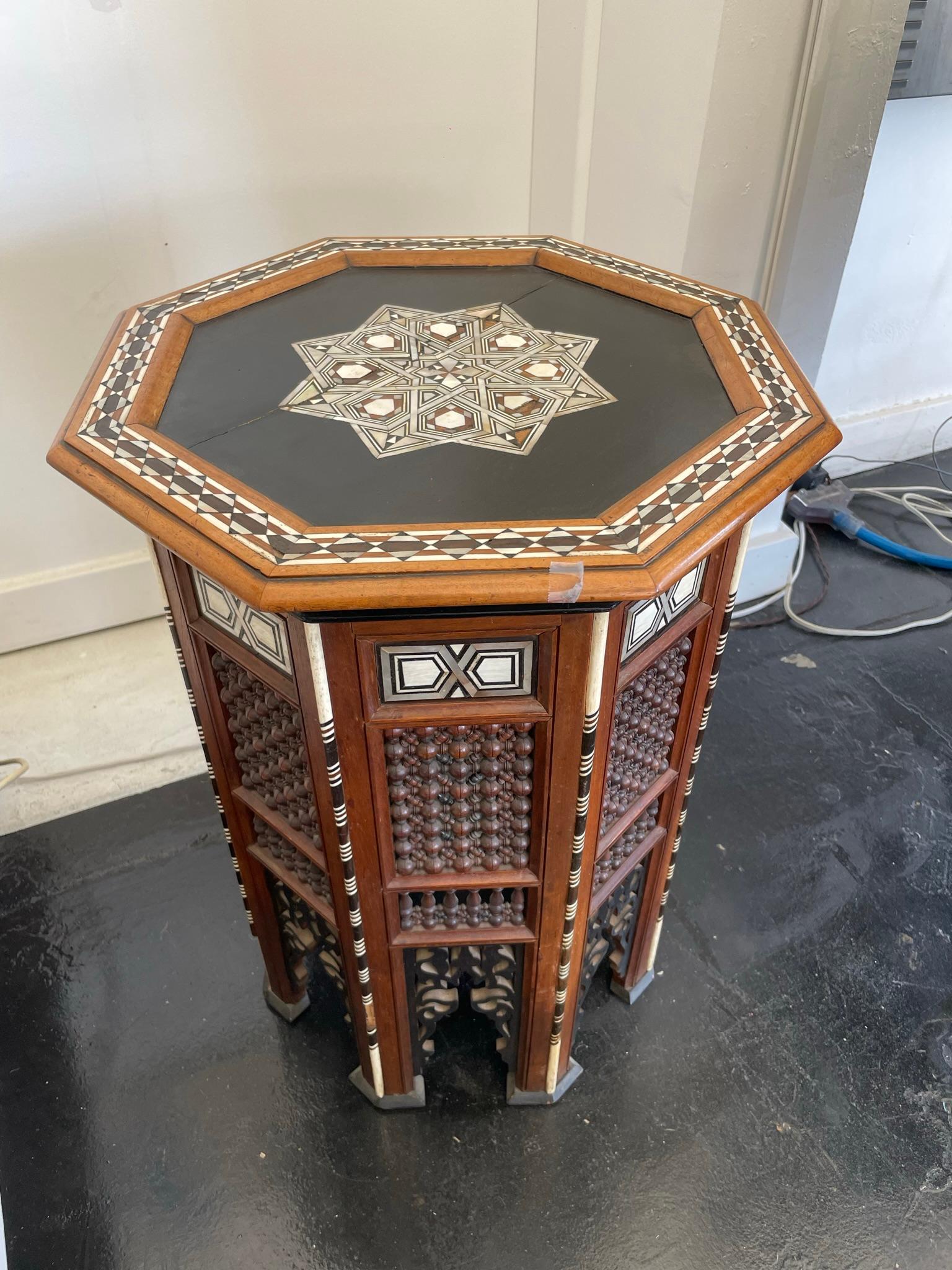 Moroccan Side Table In Good Condition In Los Angeles, CA