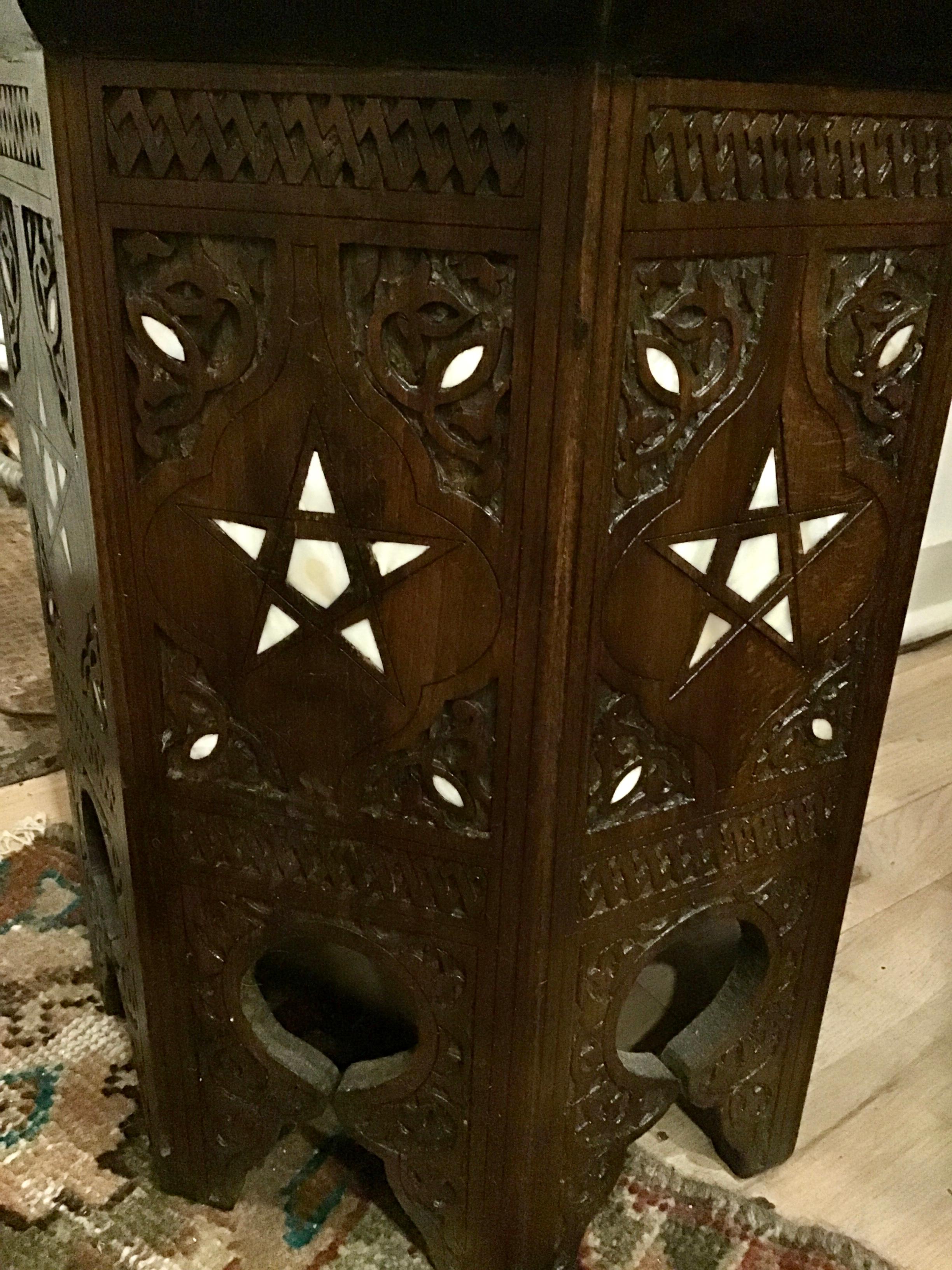 Moroccan Side Table In Good Condition In Los Angeles, CA