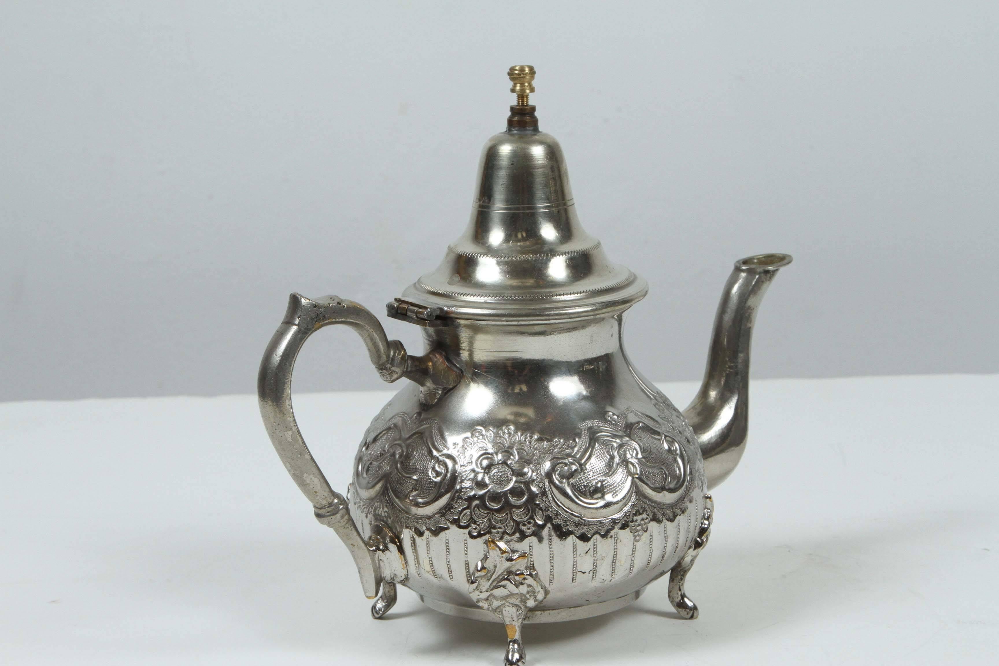 Moroccan Silver Plated Tea Pot In Good Condition In North Hollywood, CA