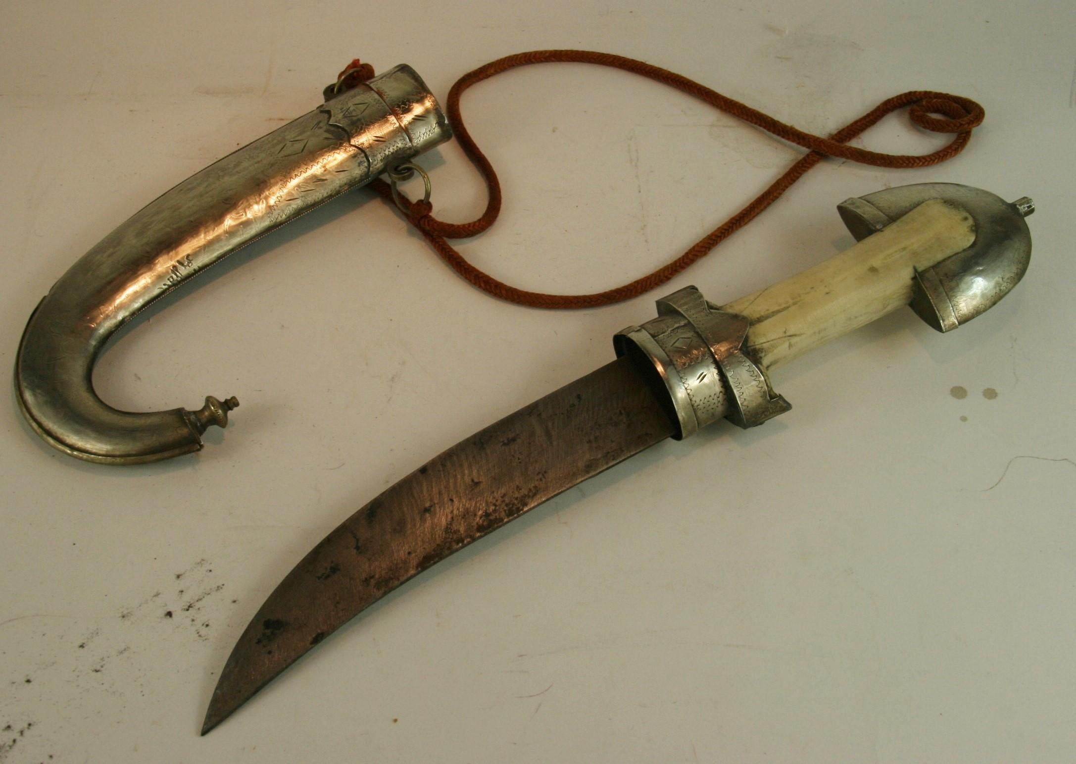 Moroccan Stone Encrusted Silver and Bone Dagger For Sale 7