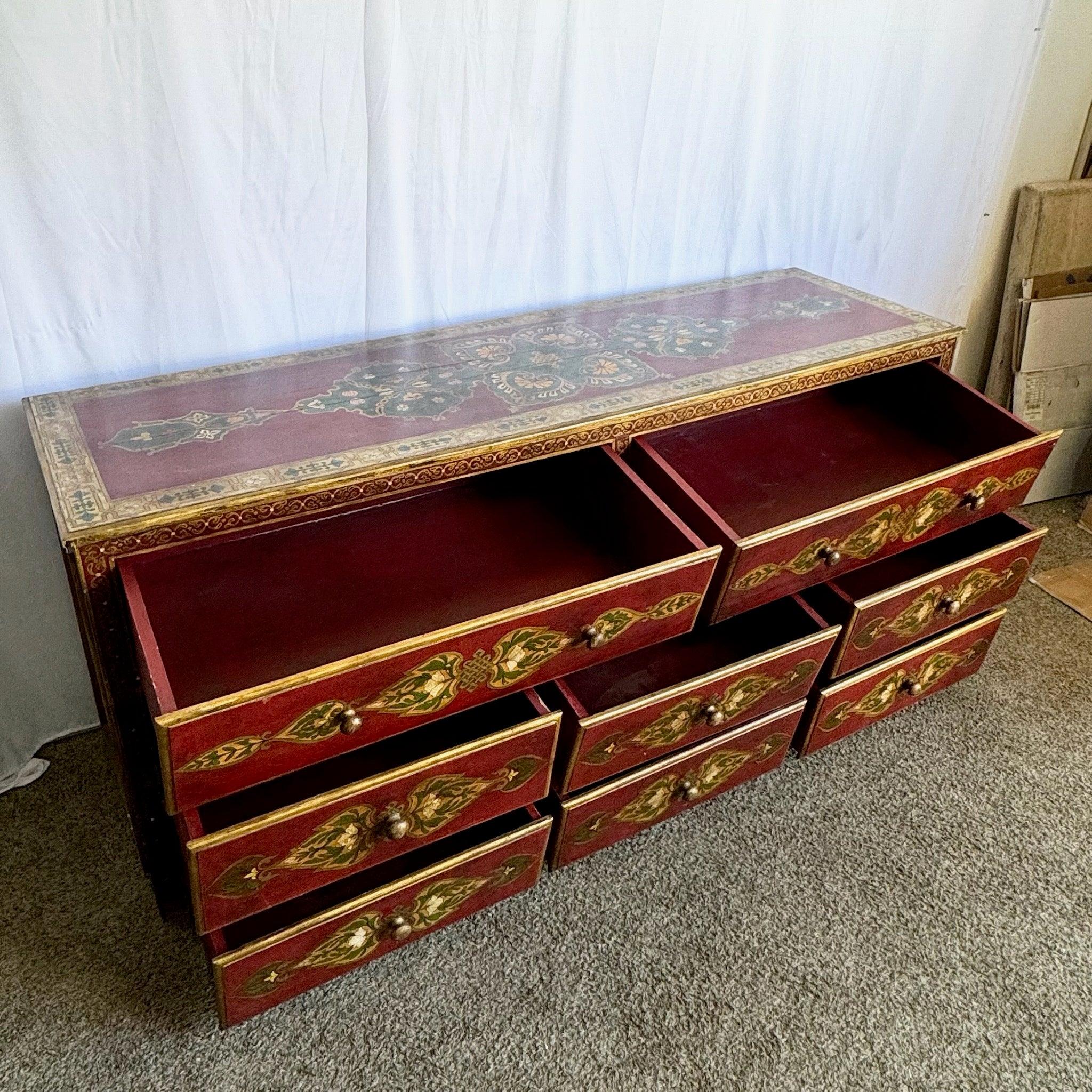 Credenza rossa e oro dipinta a mano in stile marocchino in vendita 4