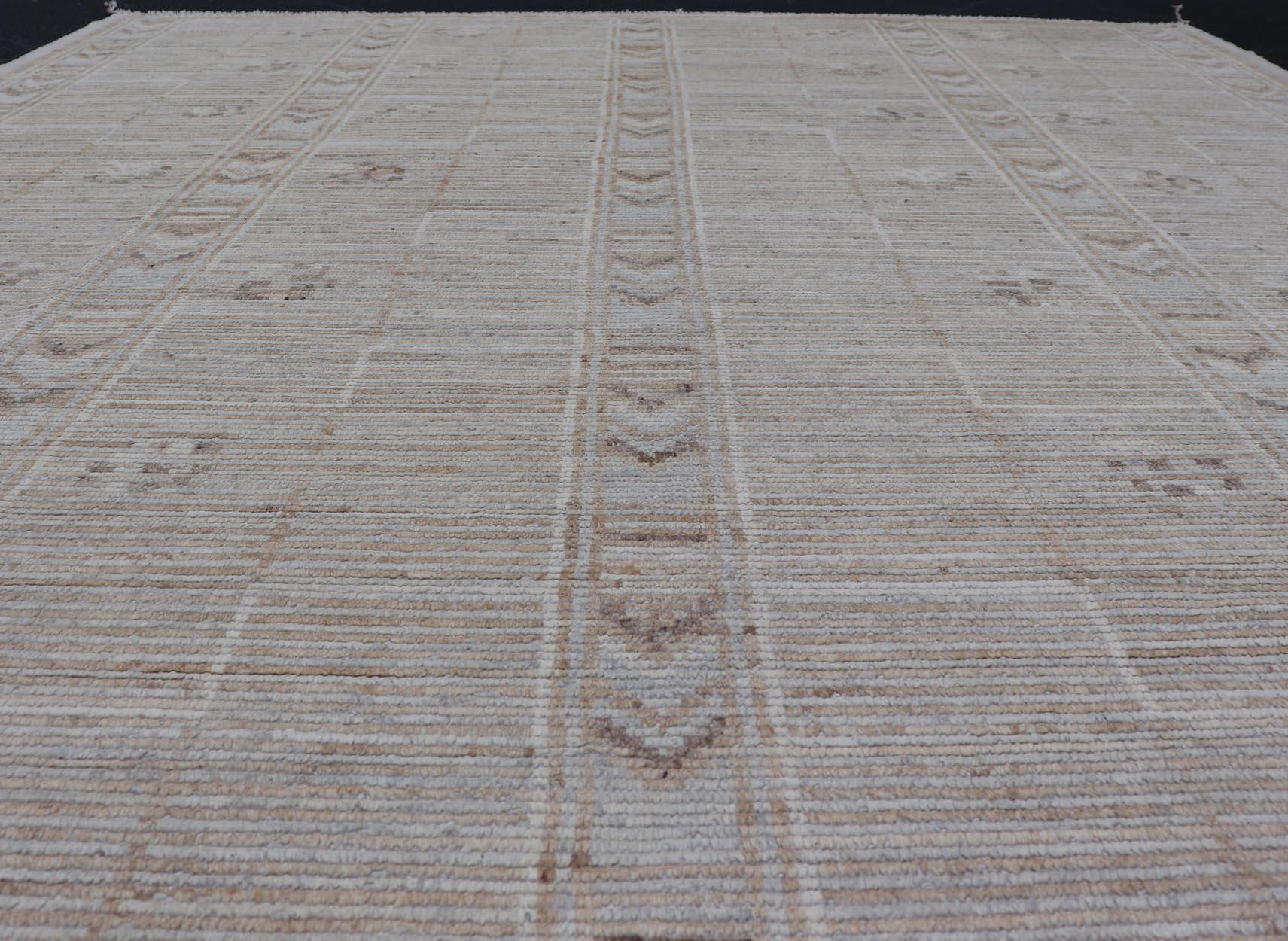 Moderno Tappeto casual moderno in stile marocchino in oro, crema e marrone 9'7 x 11'10 in vendita