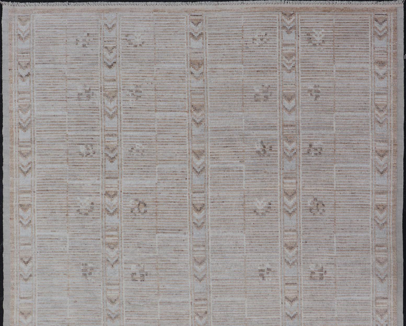 XXI secolo e contemporaneo Tappeto casual moderno in stile marocchino in oro, crema e marrone 9'7 x 11'10 in vendita