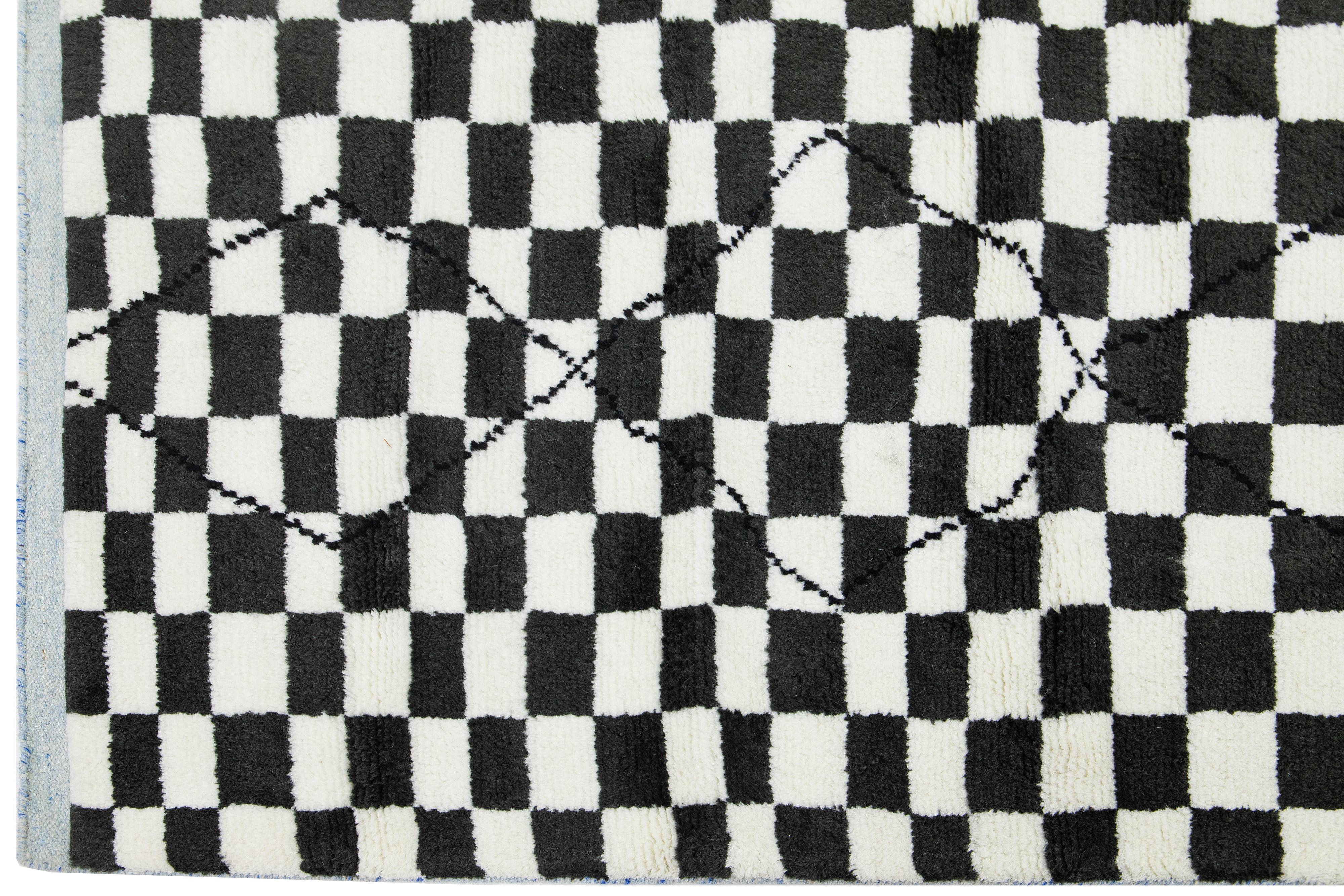 Moroccan-Style Modern Wool Rug With Checker Pattern In Black & White by Apadana In New Condition For Sale In Norwalk, CT