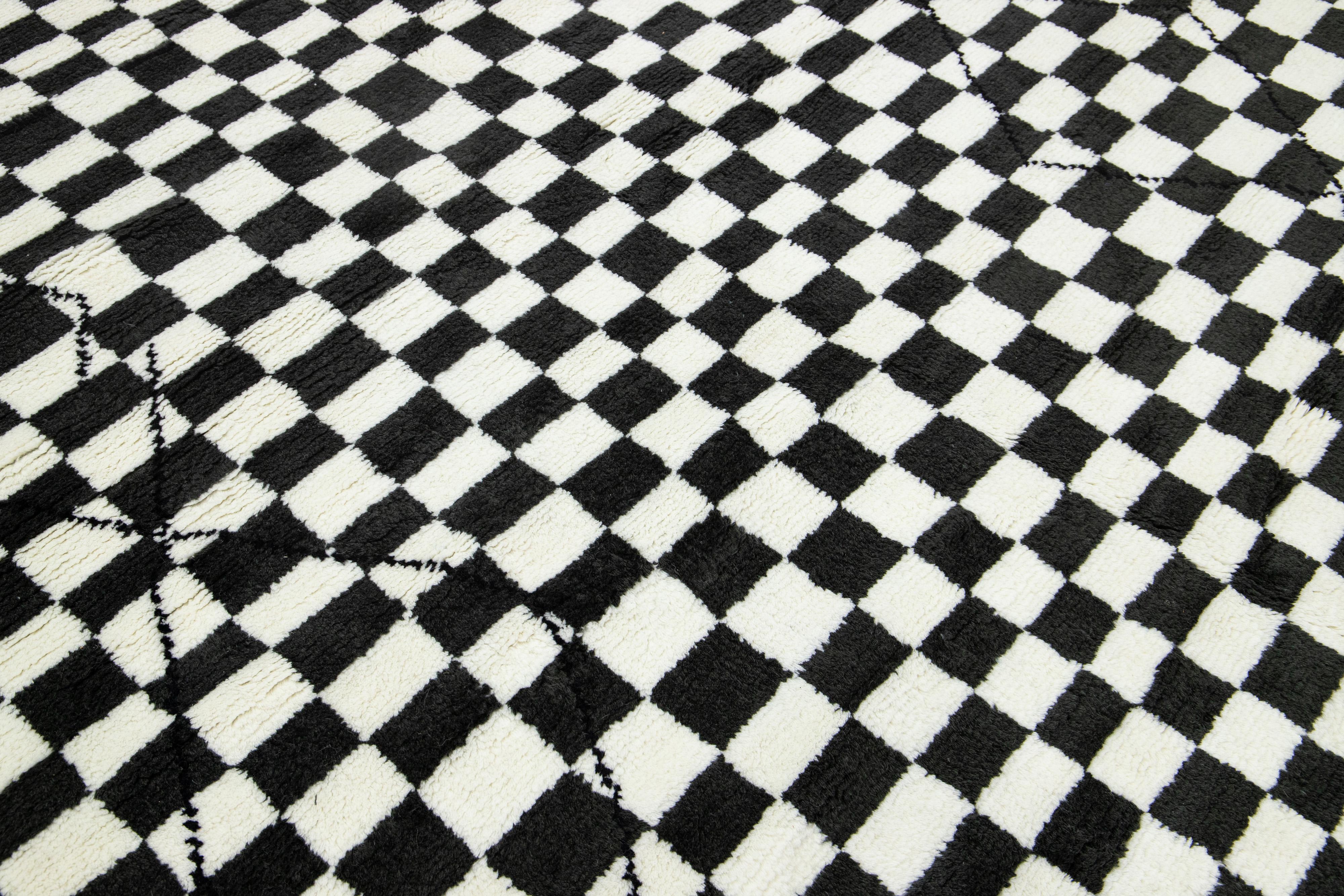 Moroccan-Style Modern Wool Rug With Checker Pattern In Black & White by Apadana For Sale 1