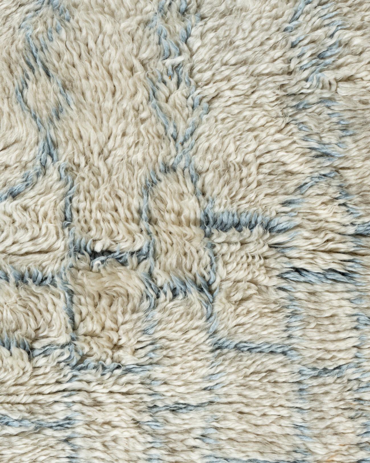 Moroccan Syle Fluffy Collection Rug  10'5 x 14' For Sale 7