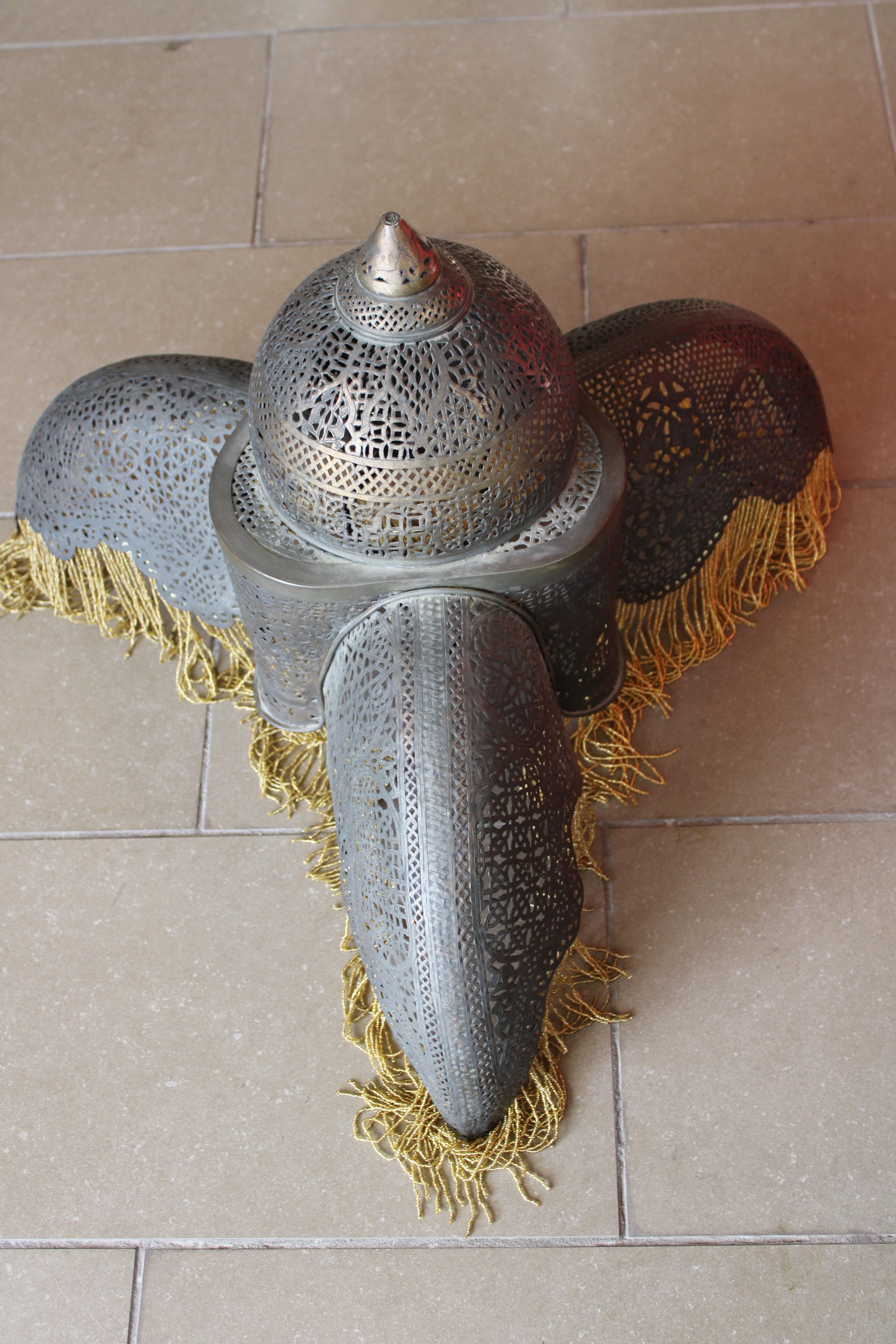 Moroccan Table Lamp with Fringe For Sale 1