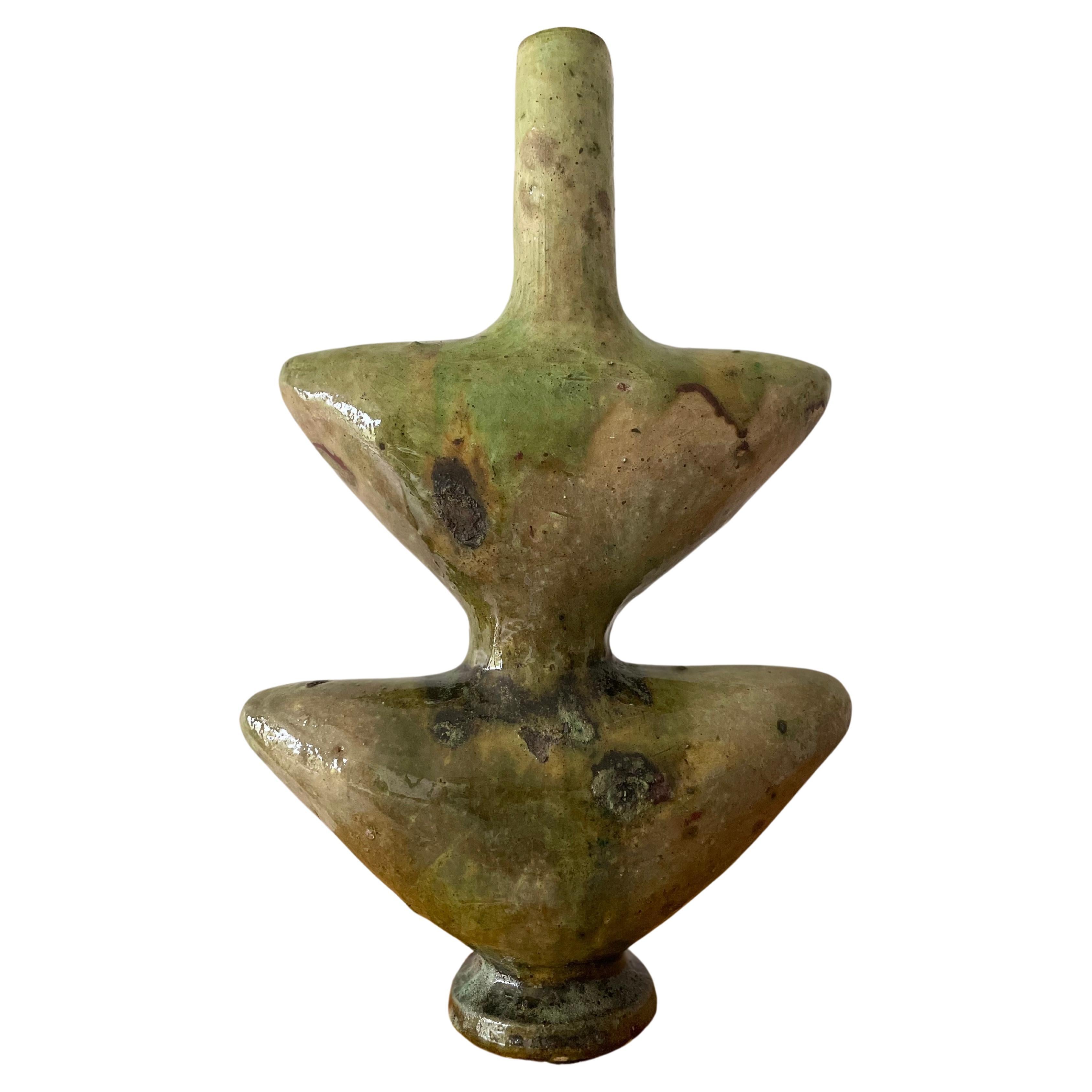 Sculpture de vase en céramique marocaine Tamegroute Cet émail vert vintage fabriqué à la main en vente