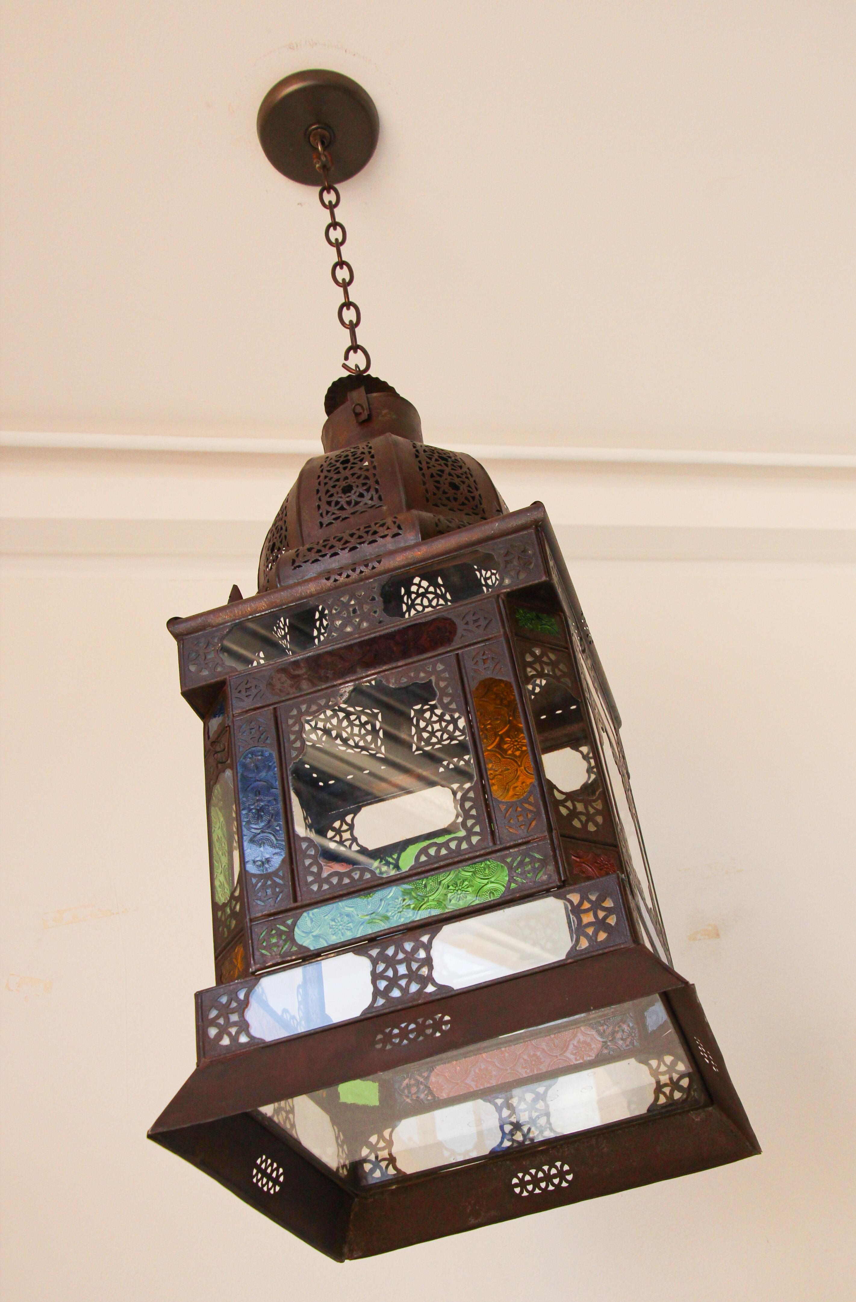 Moroccan Traditional Moorish Light Pendant For Sale 5