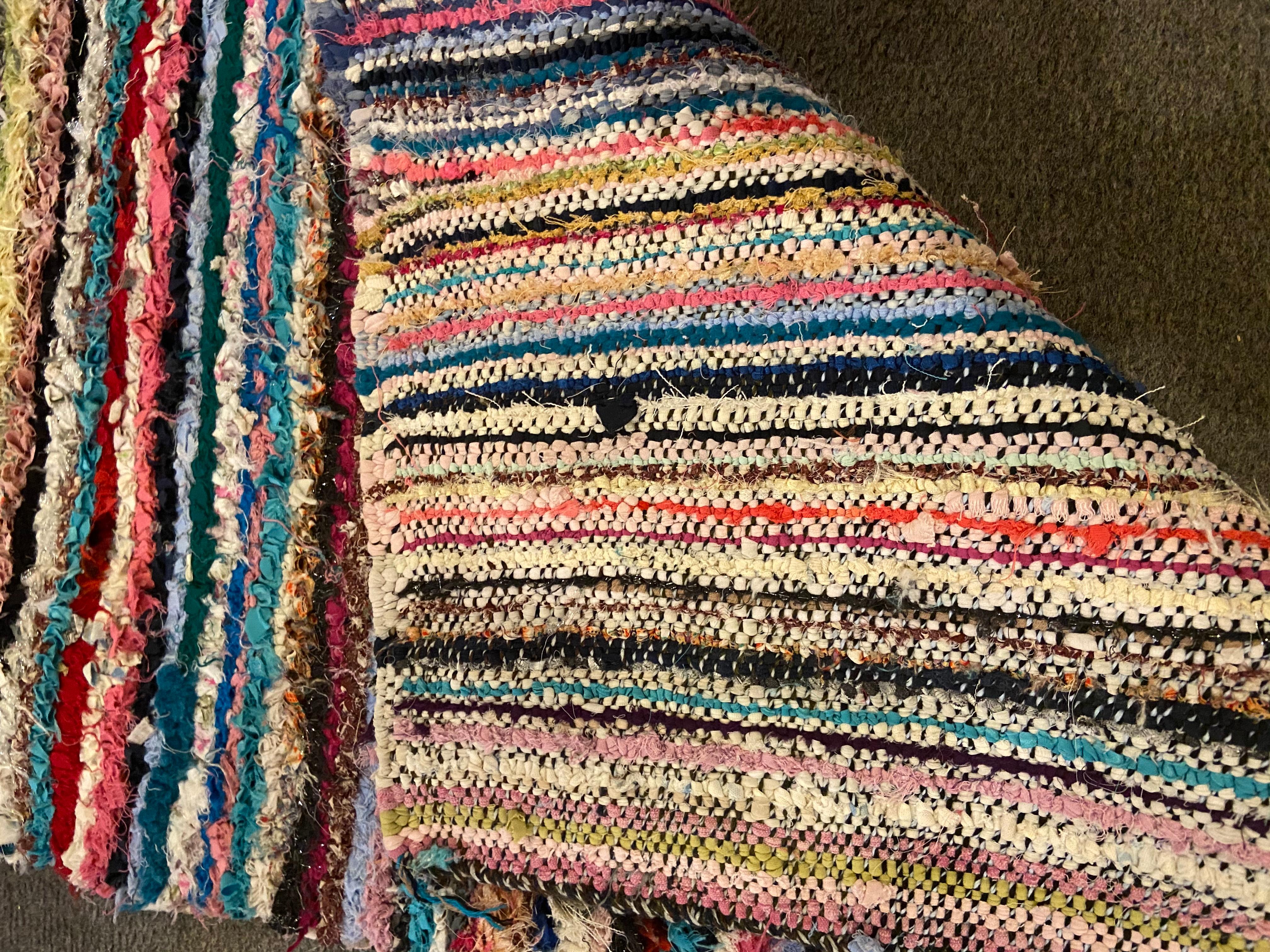 Moroccan Tribal Boho Chic Rug in Multi-Colors In Good Condition In Plainview, NY
