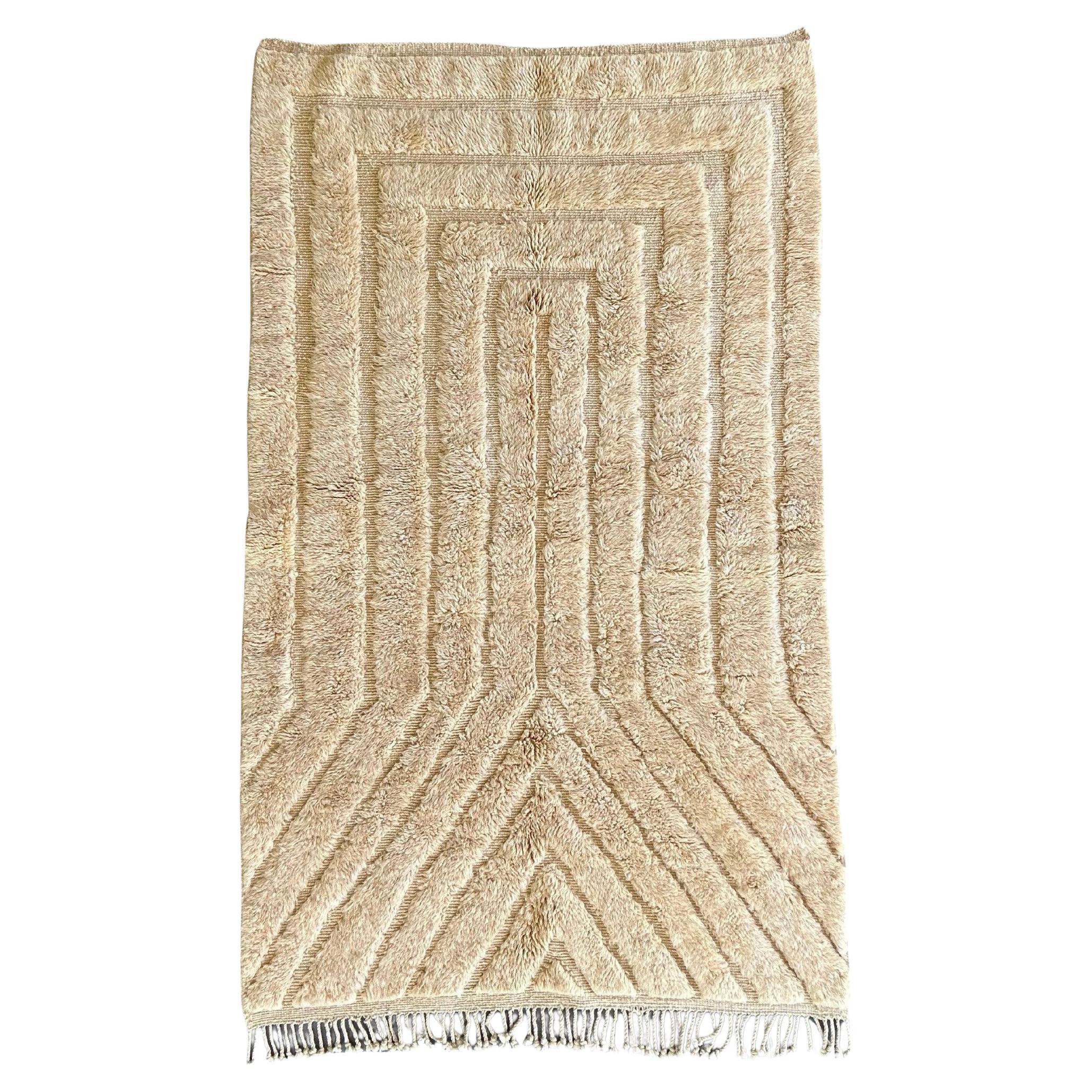 Alfombra Tribal Marroquí Serenade, Tejida a Mano Diseño Textura Crema, MTO