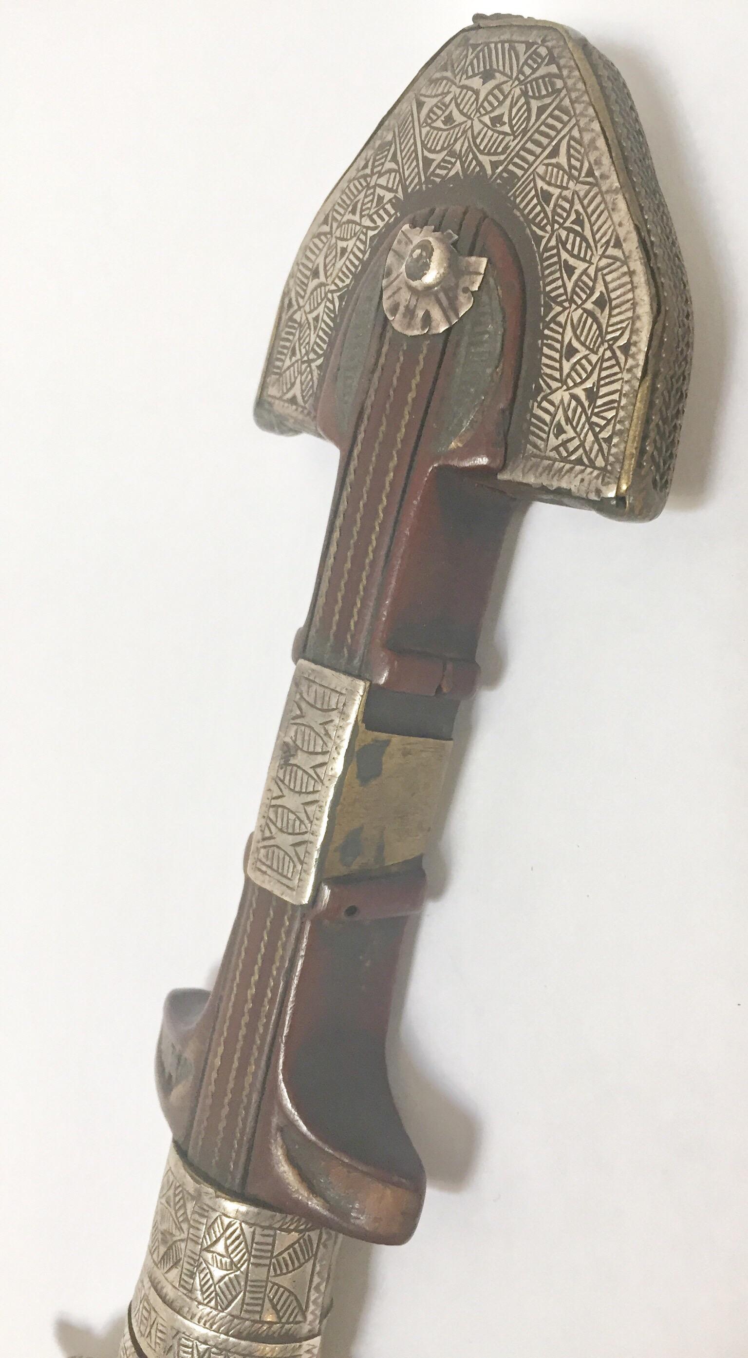 Moroccan Tribal Silver Khoumya Dagger 3