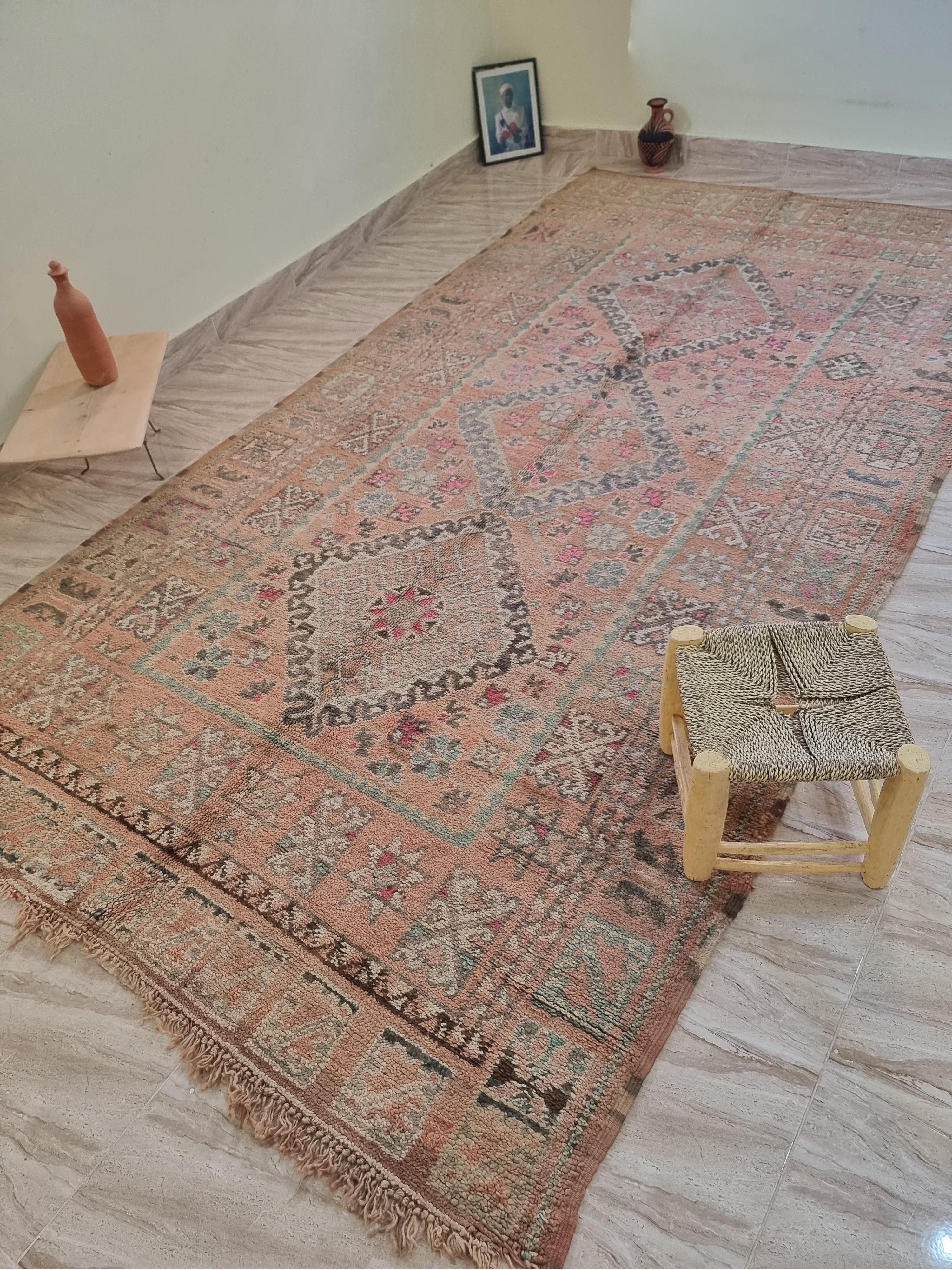 Marokkanischer Vintage-Berberteppich im Zustand „Gut“ im Angebot in LANGUEUX, FR