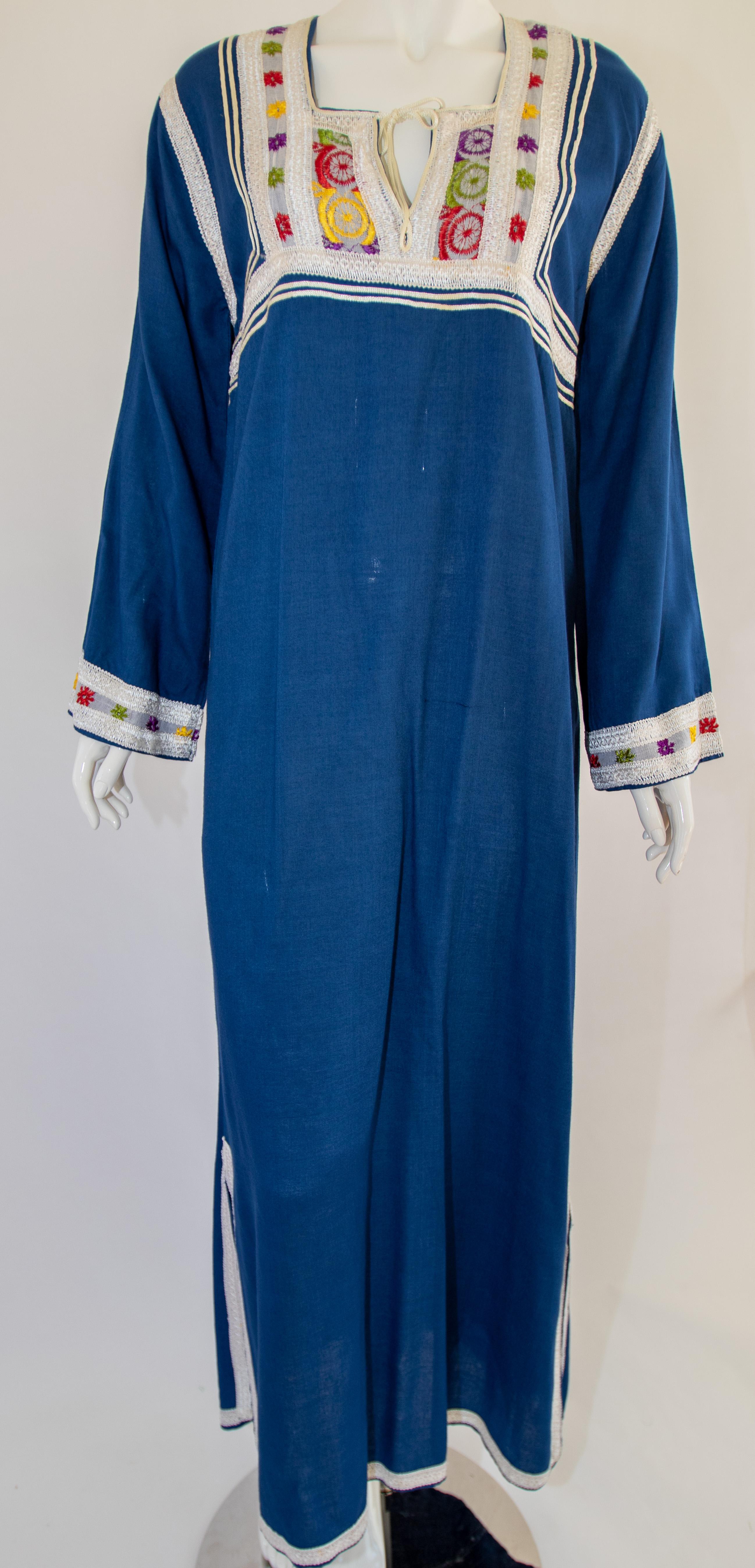 Moroccan Vintage Blue Caftan, 1970 Maxi Dress Kaftan by Glenn Boston Size M In Good Condition For Sale In North Hollywood, CA