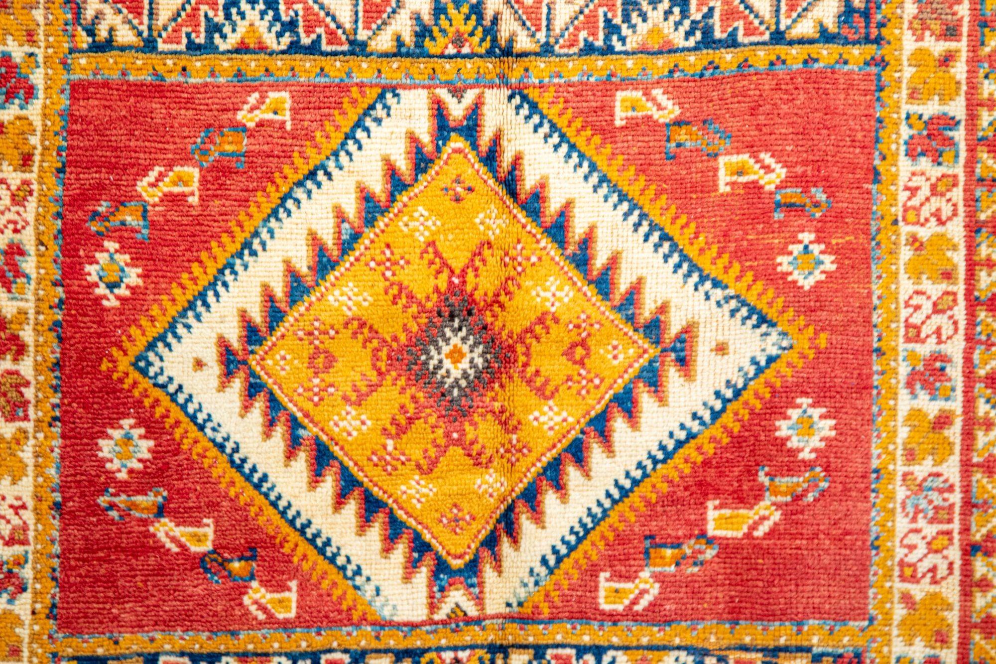 Annodato a mano Tappeto berbero marocchino vintage Boujad 1960s in vendita