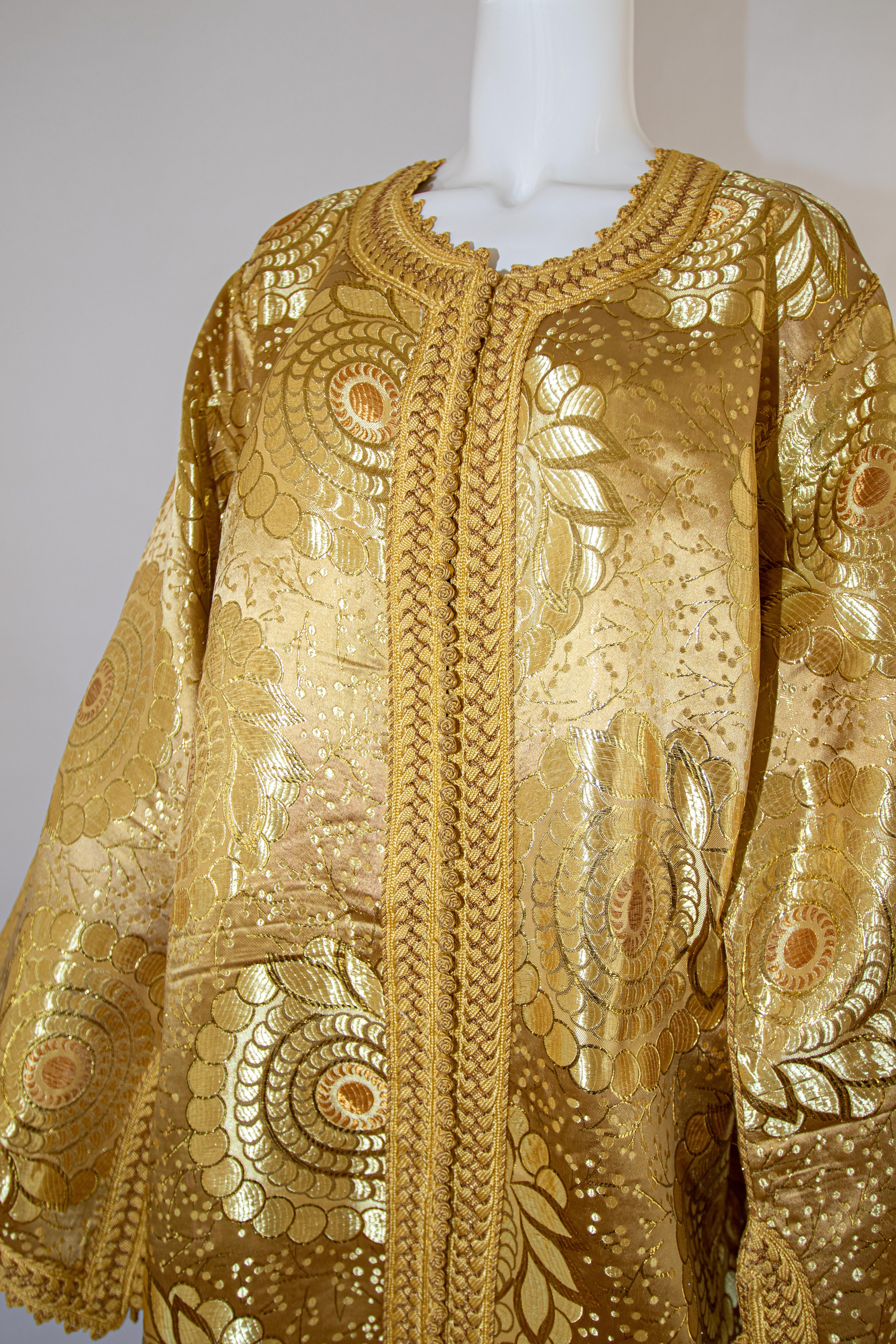 Robe caftan marocaine vintage longue en brocart doré en forme de caftan, taille L à XL Unisexe en vente