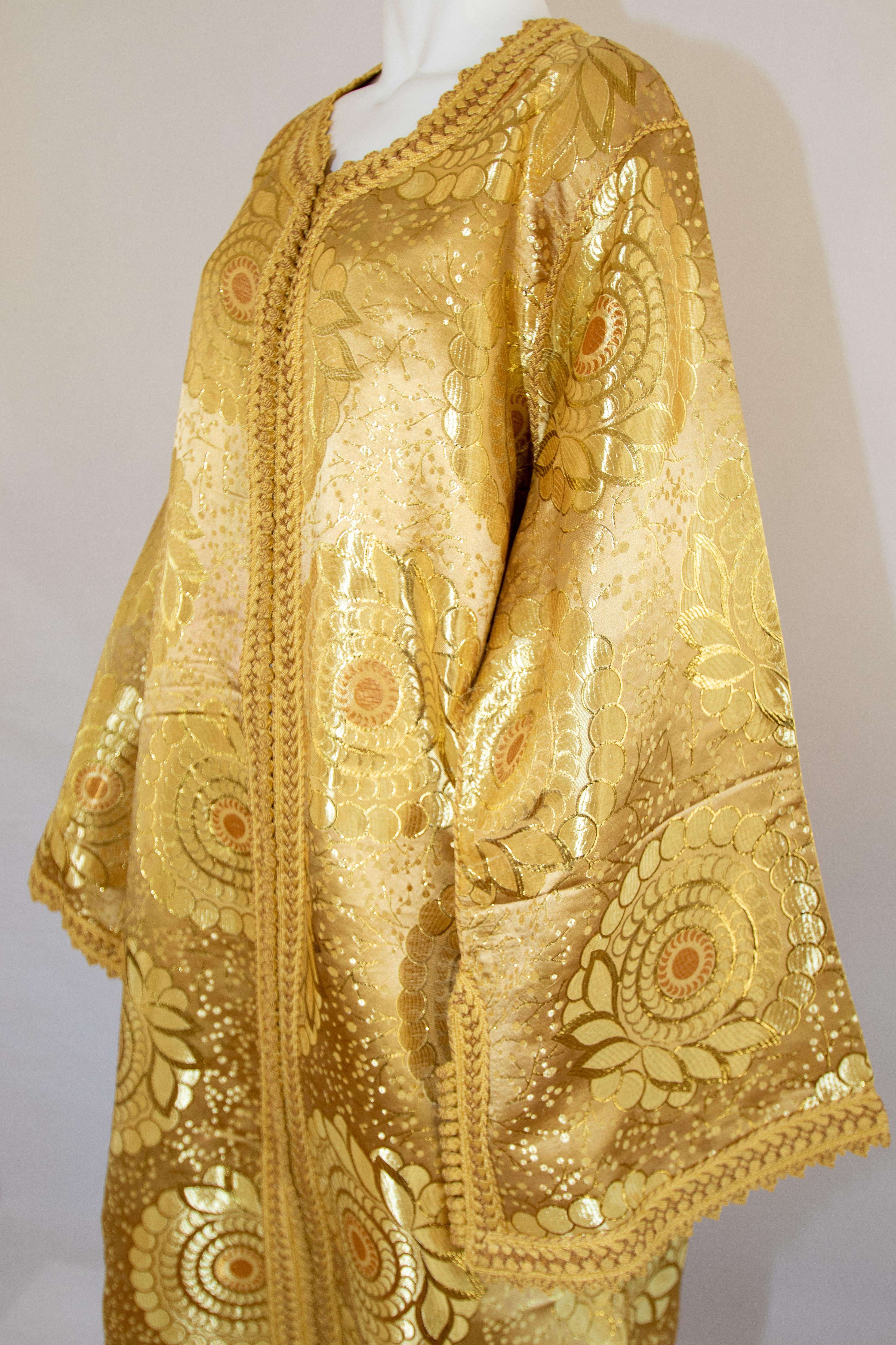 Women's or Men's Moroccan Vintage Caftan Gown in Gold Brocade Maxi Dress Kaftan Size L to XL For Sale