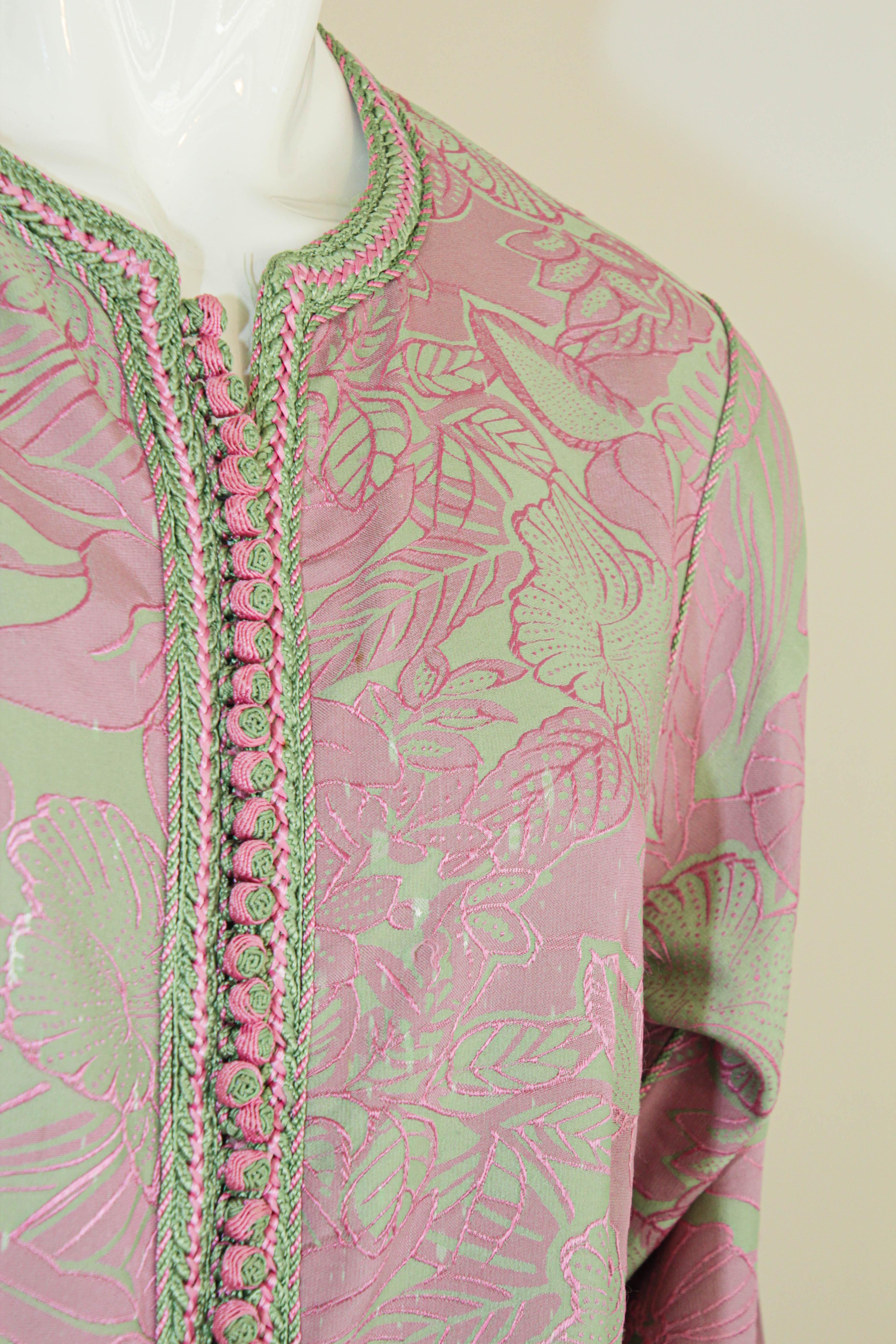 Women's Moroccan Vintage Caftan Pink and Green Trim For Sale
