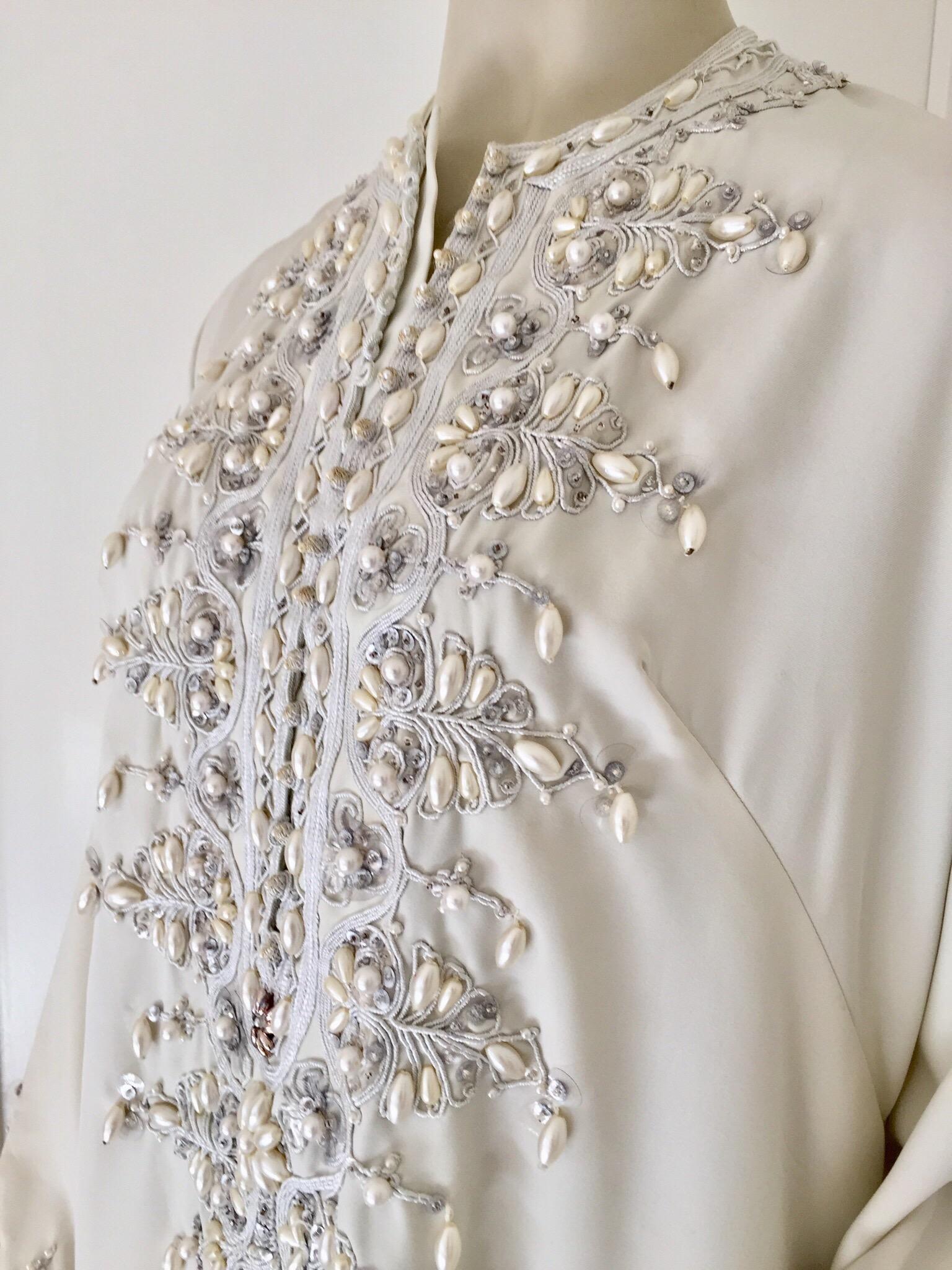 Moroccan Vintage Caftan White 1970s Kaftan Maxi Dress 6