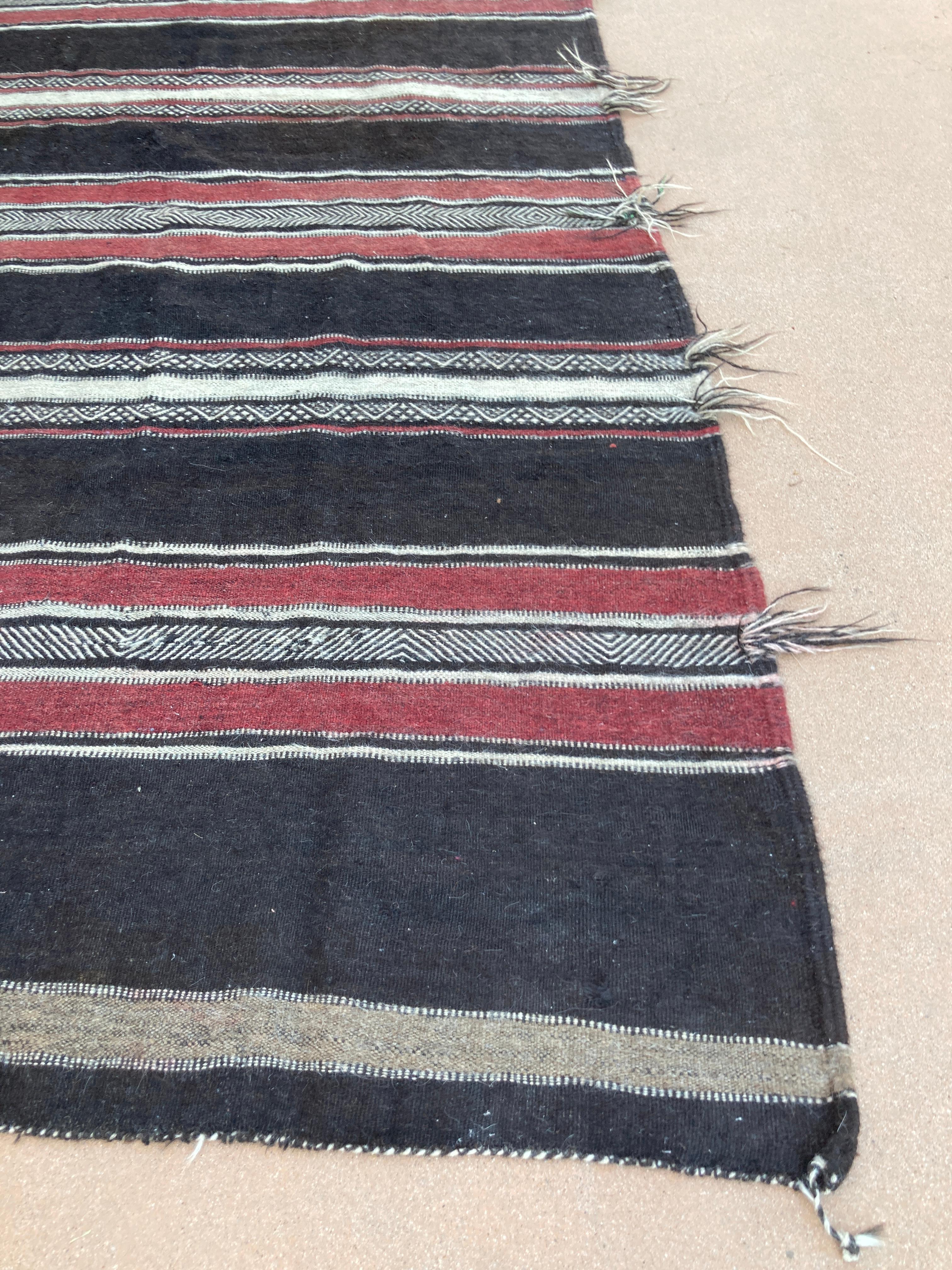 Moroccan Vintage Flat-Weave Black Camel Hair Tribal Rug In Good Condition For Sale In North Hollywood, CA