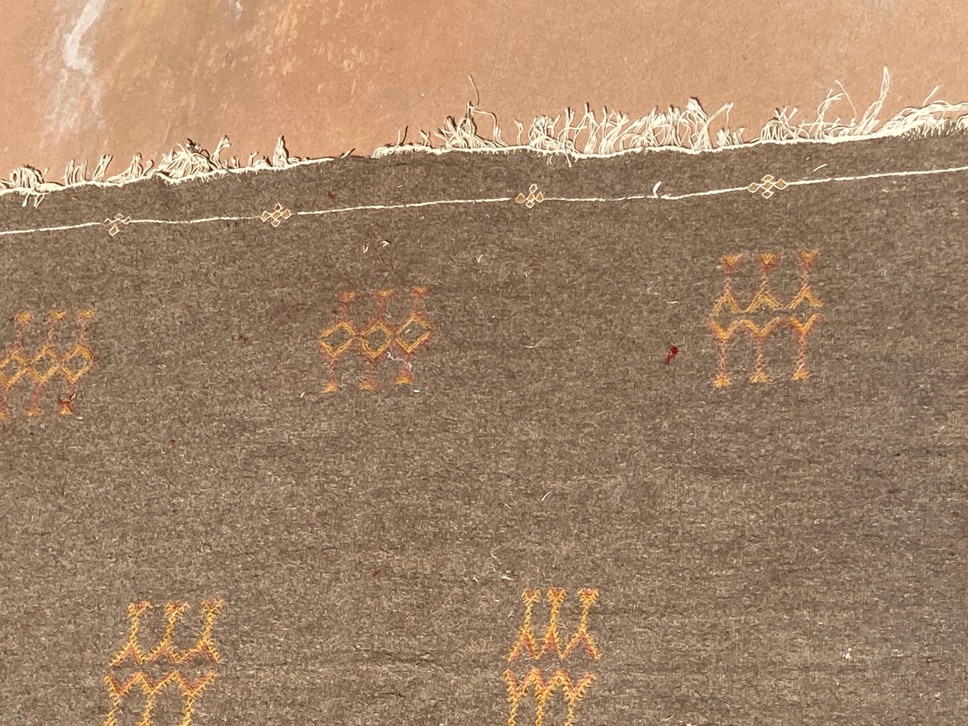 Moroccan Vintage Flat-Weave Brown Rug For Sale 6