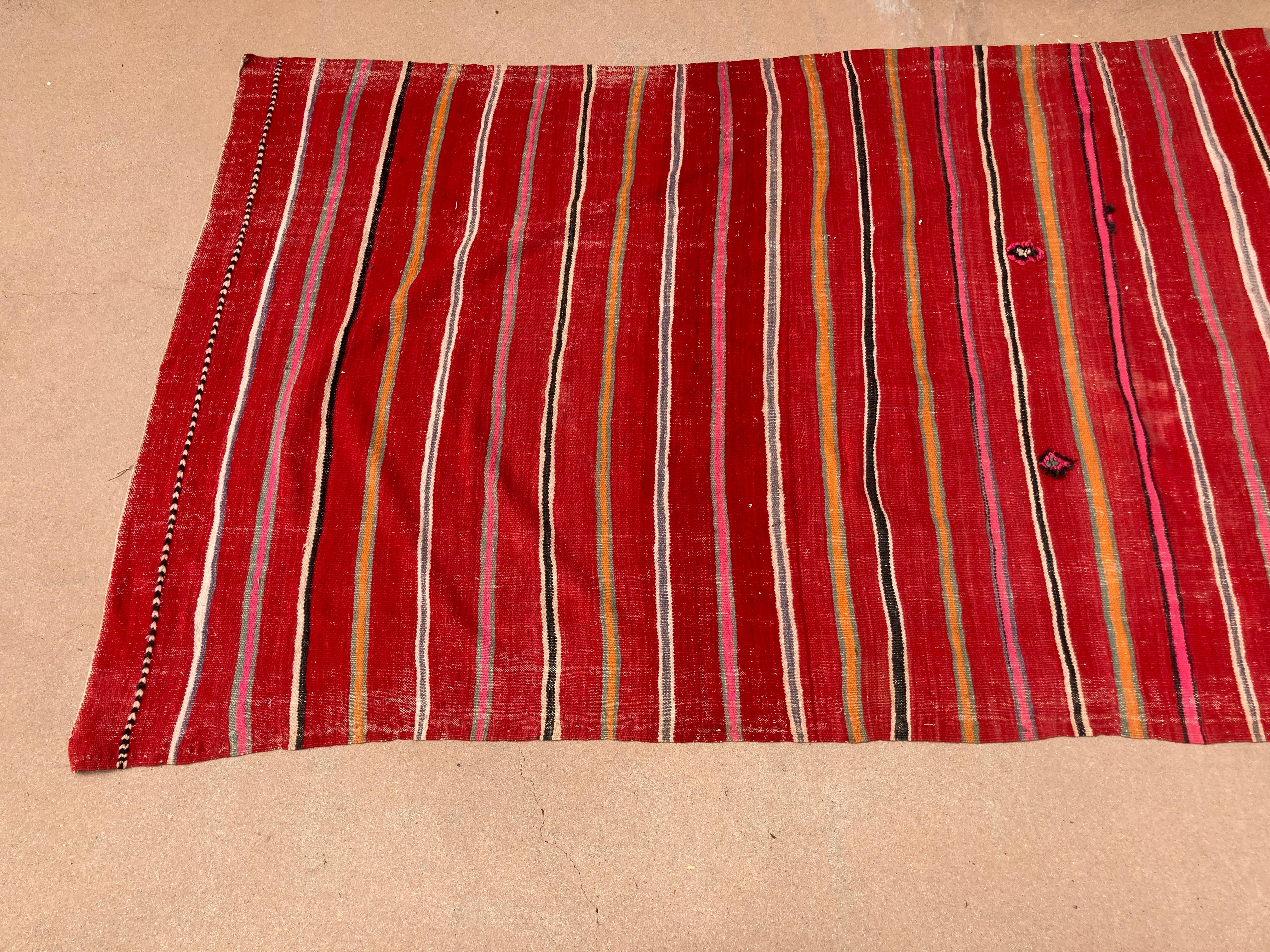Folk Art 1960s Moroccan Vintage Flat-Weave Ethnic Textile Rug For Sale
