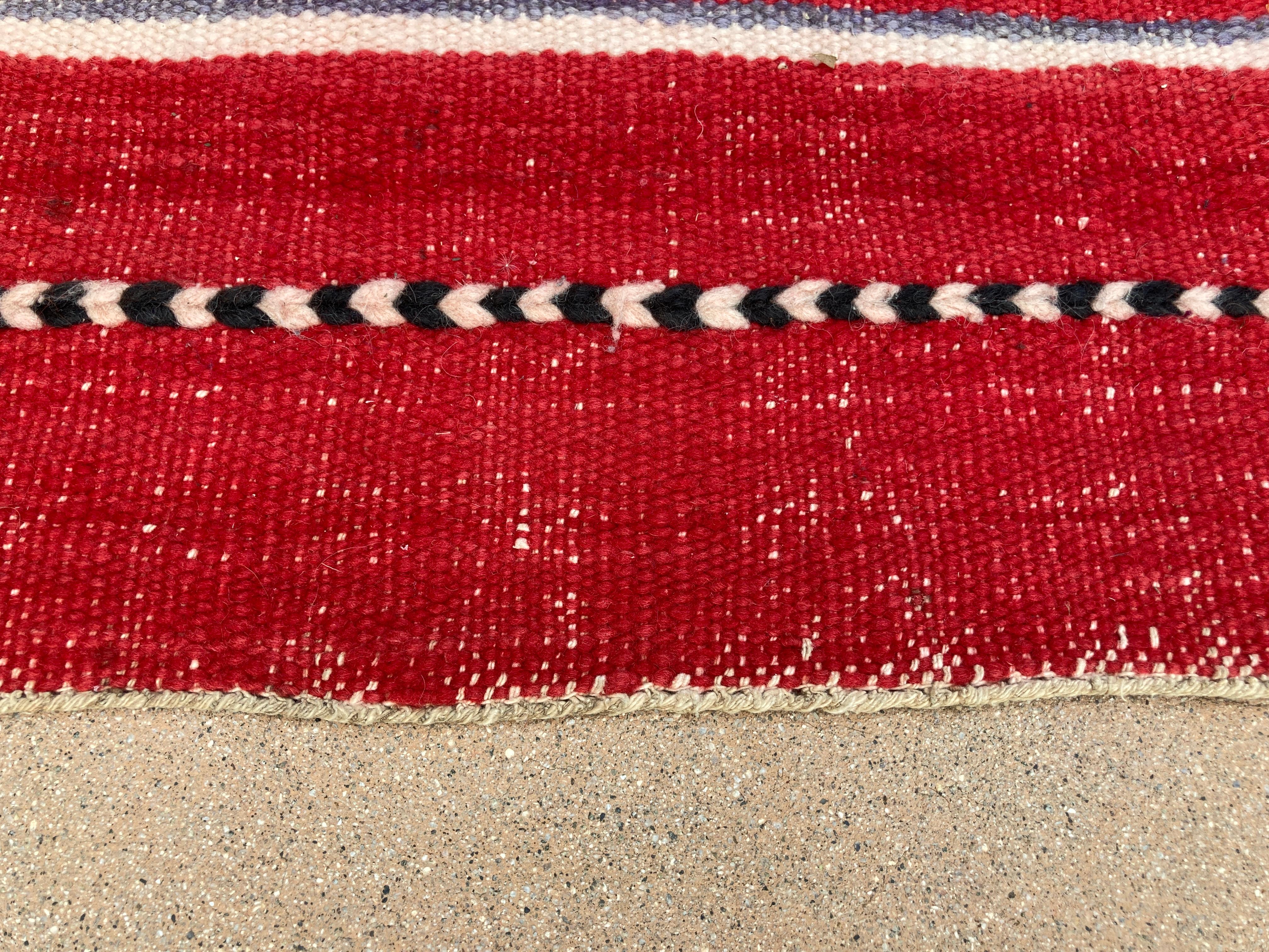 Wool 1960s Moroccan Vintage Flat-Weave Ethnic Textile Rug For Sale