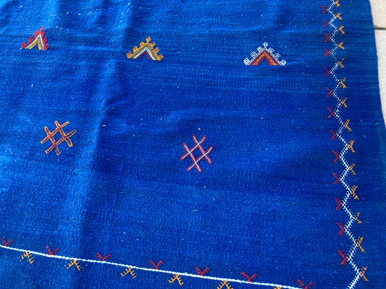 Moroccan Vintage Flat-Weave Majorelle Cobalt Blue Kilim Rug In Good Condition For Sale In North Hollywood, CA