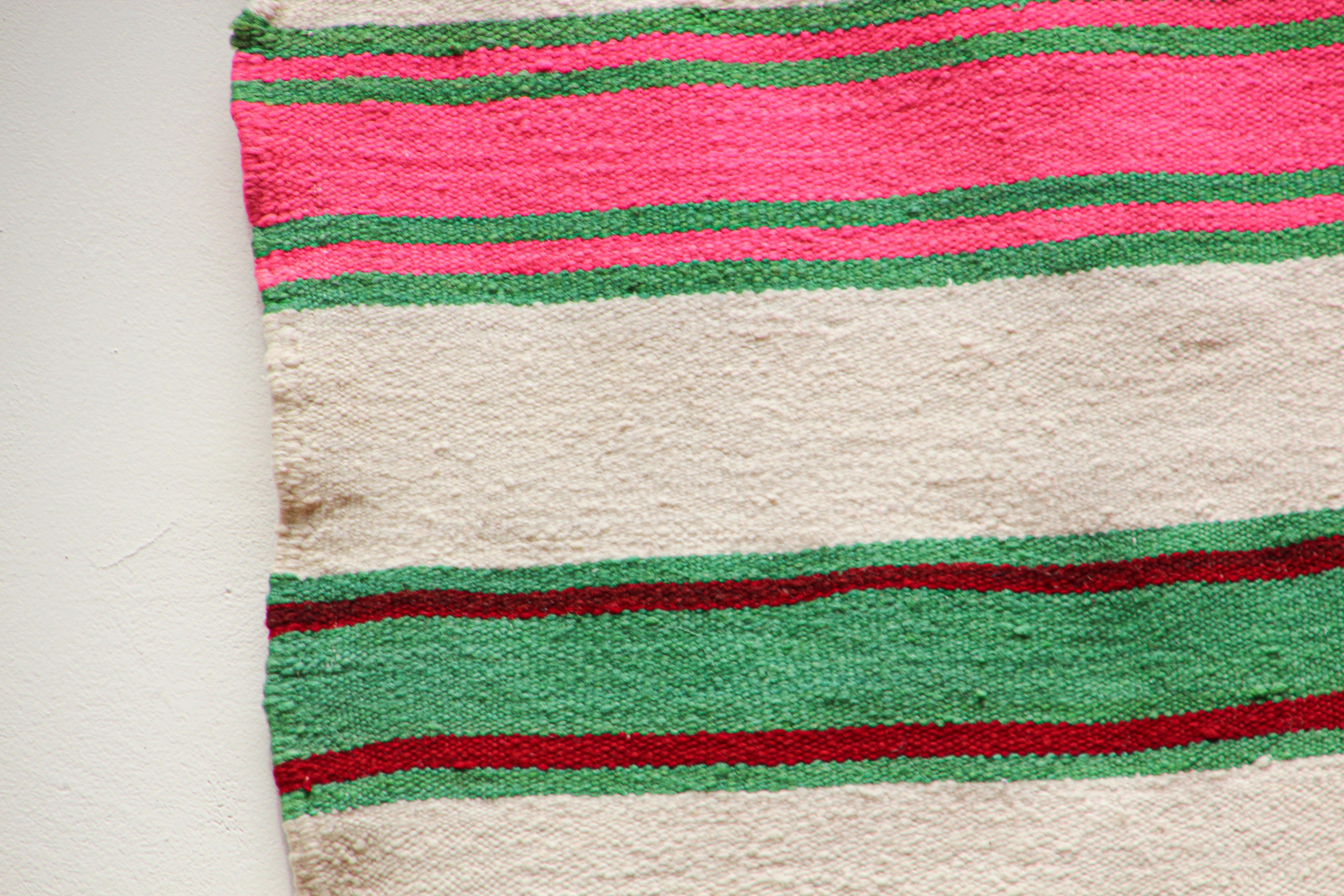Vintage 1960s Moroccan Flat-Weave Rug, Ethnic Textile Handira For Sale 11