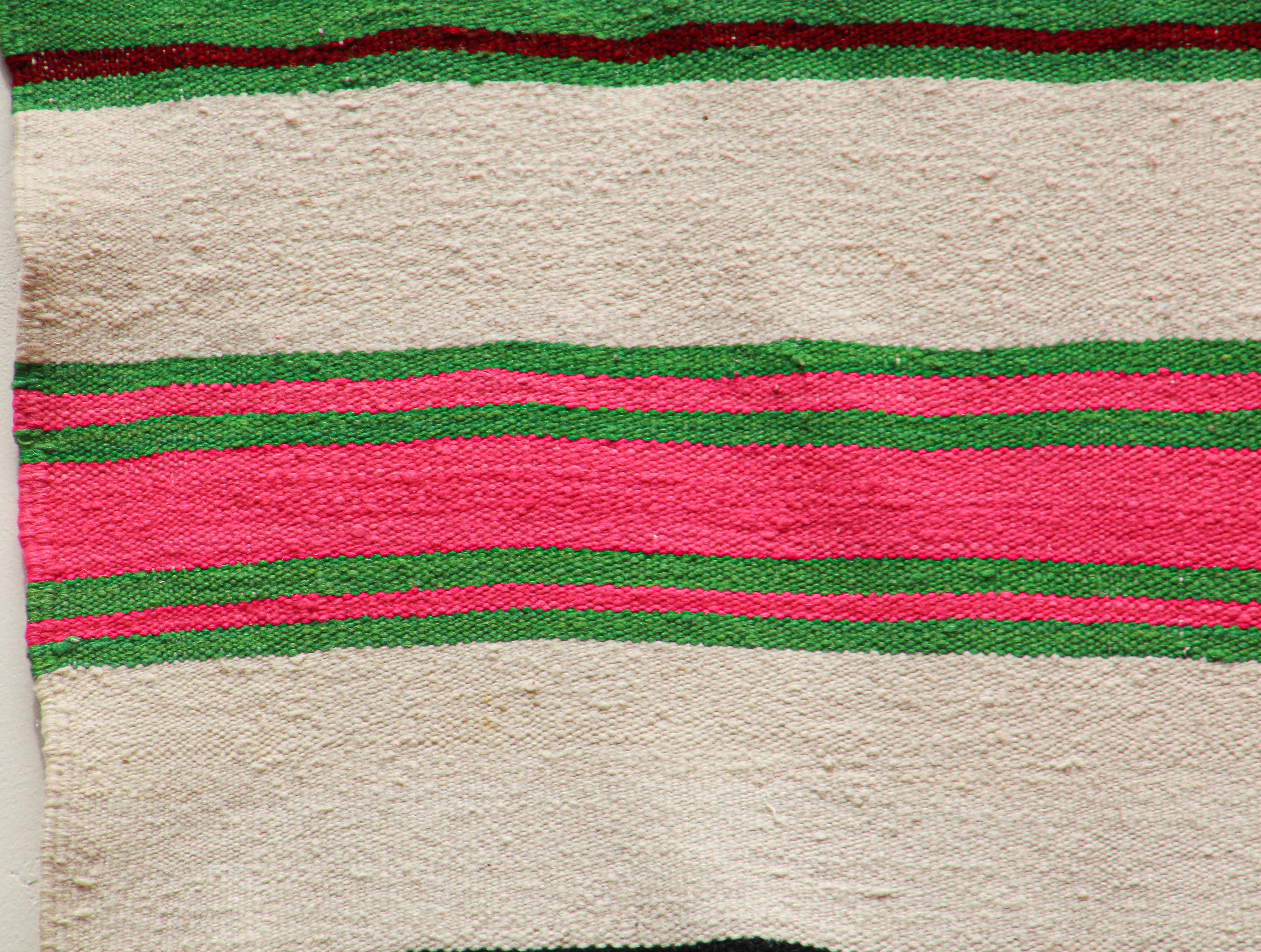 Vintage 1960s Moroccan Flat-Weave Rug, Ethnic Textile Handira For Sale 2