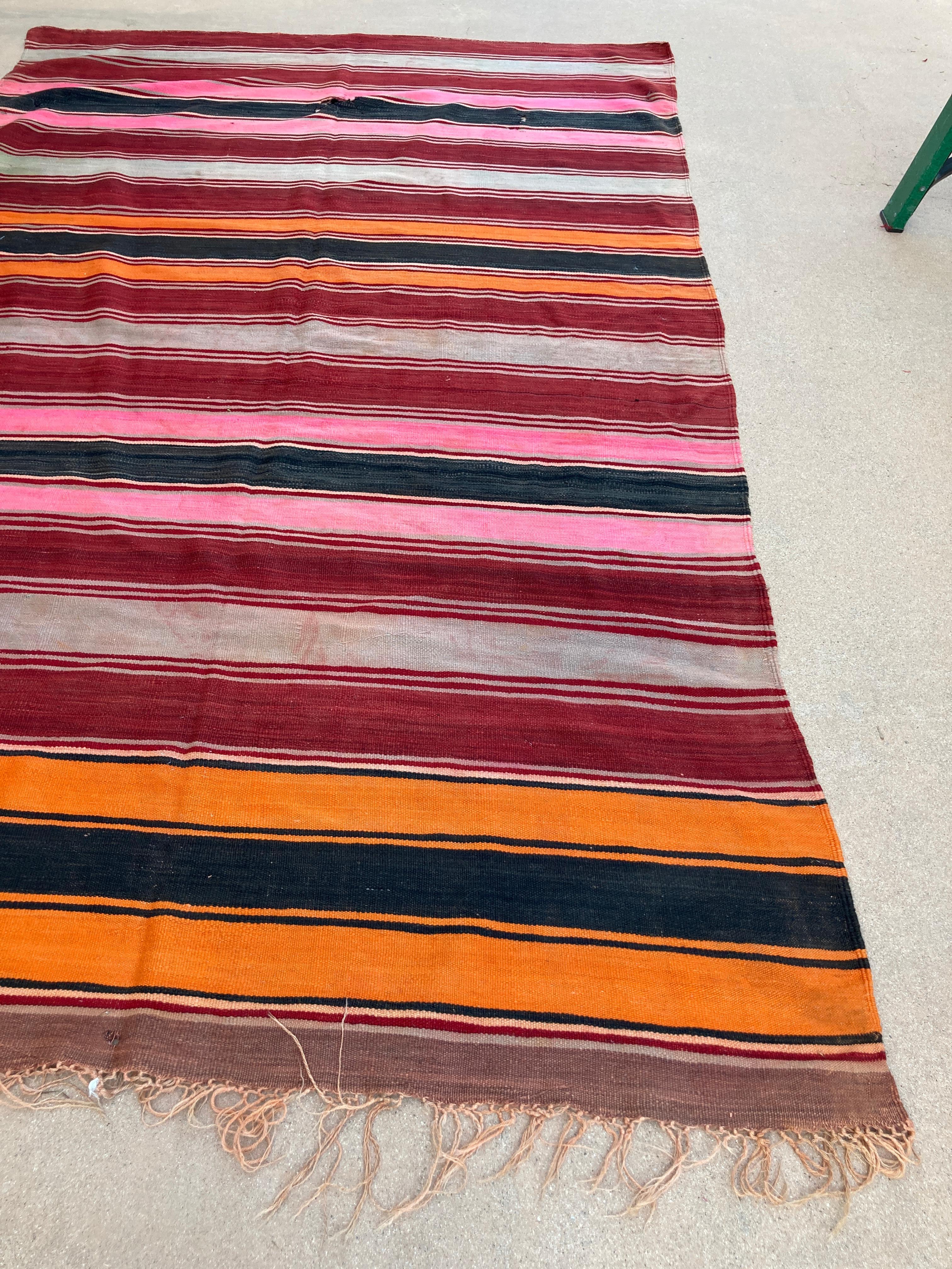 Moroccan Vintage Flat-Weave Stripe Kilim Rug In Fair Condition For Sale In North Hollywood, CA