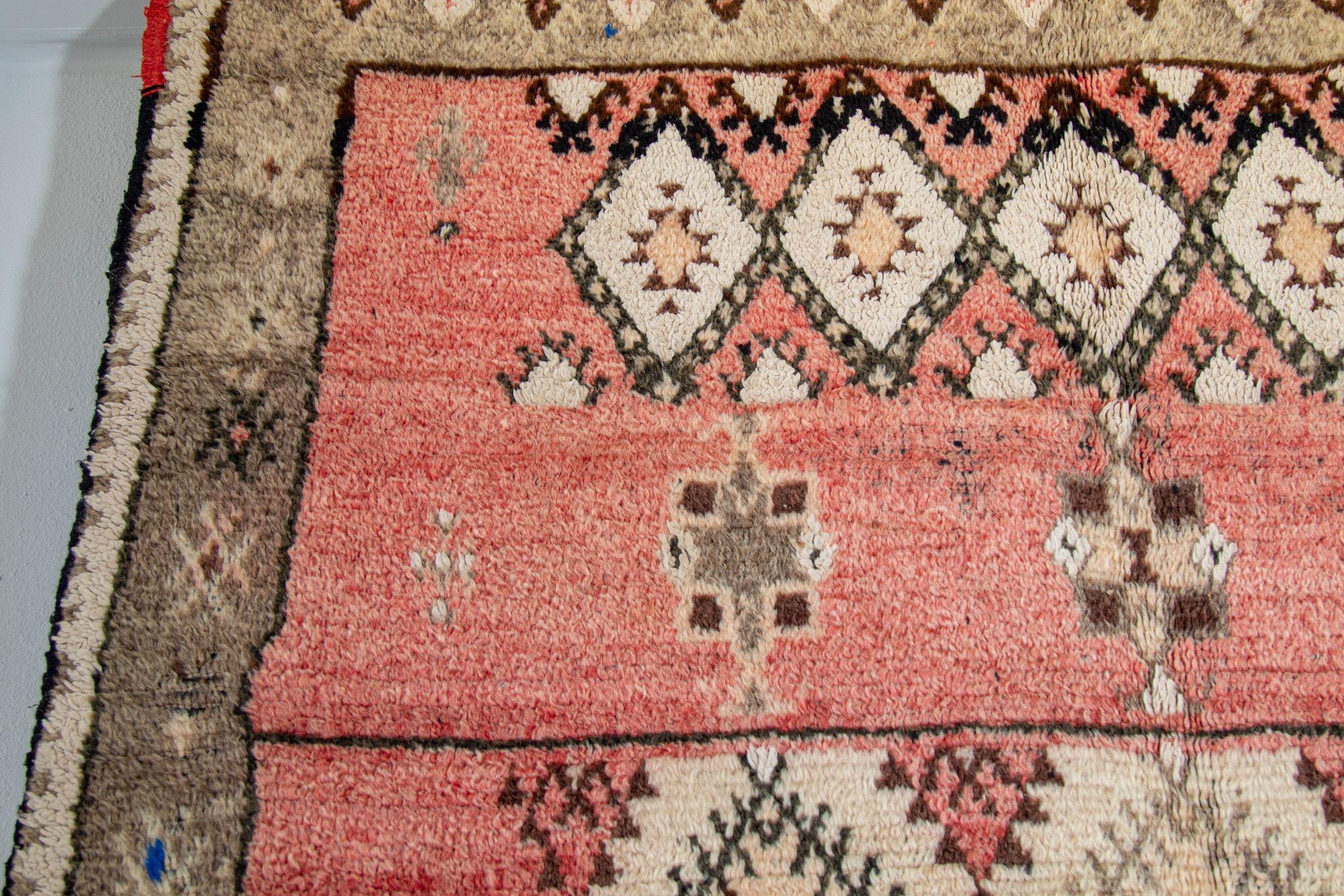 Alfombra Bereber Boujad Vintage Marroquí Tejida a Mano, circa 1960 en Bueno estado para la venta en North Hollywood, CA