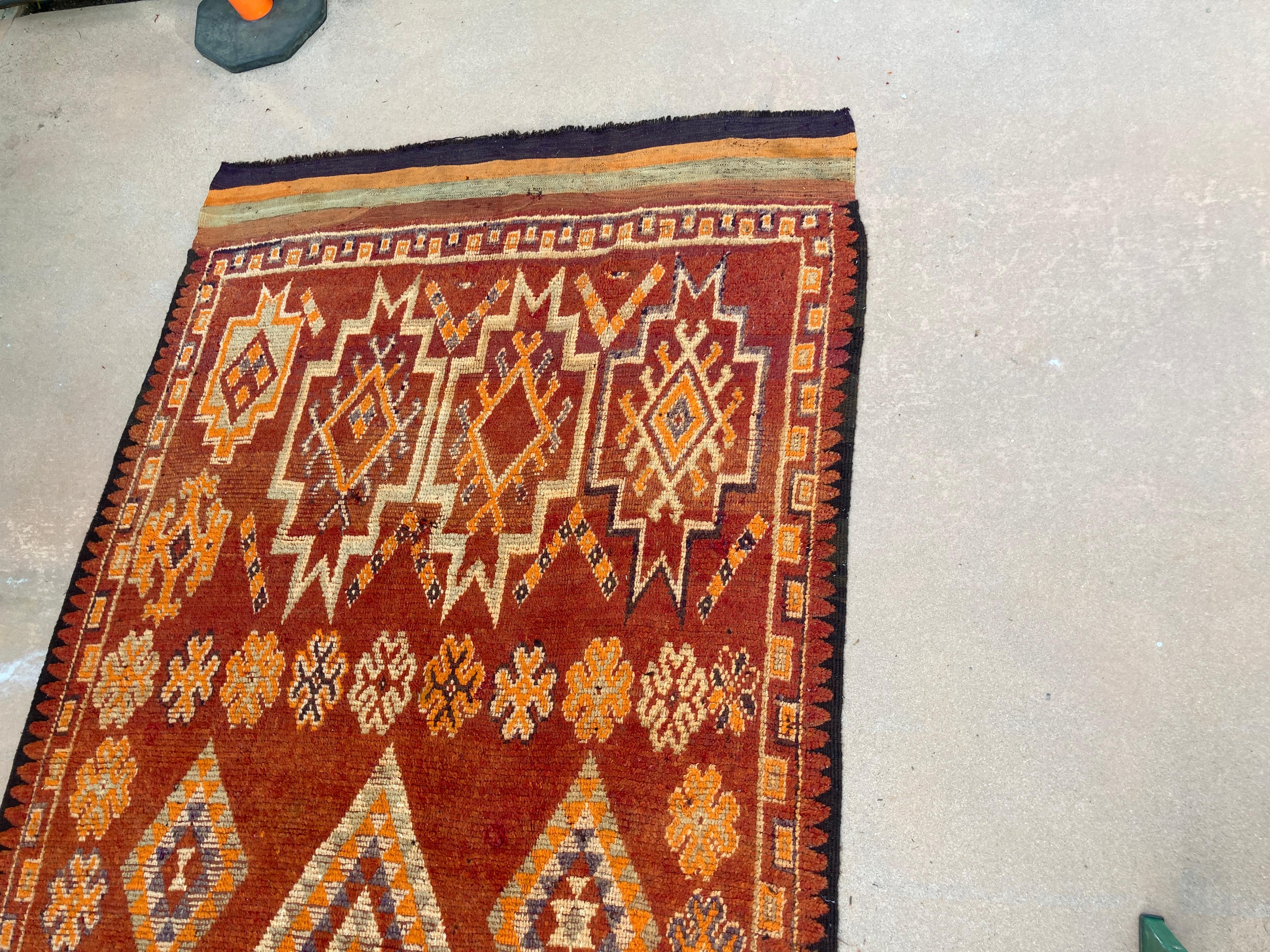 1960s Moroccan Vintage Hand-woven Boujad Tribal Area Rug For Sale 1