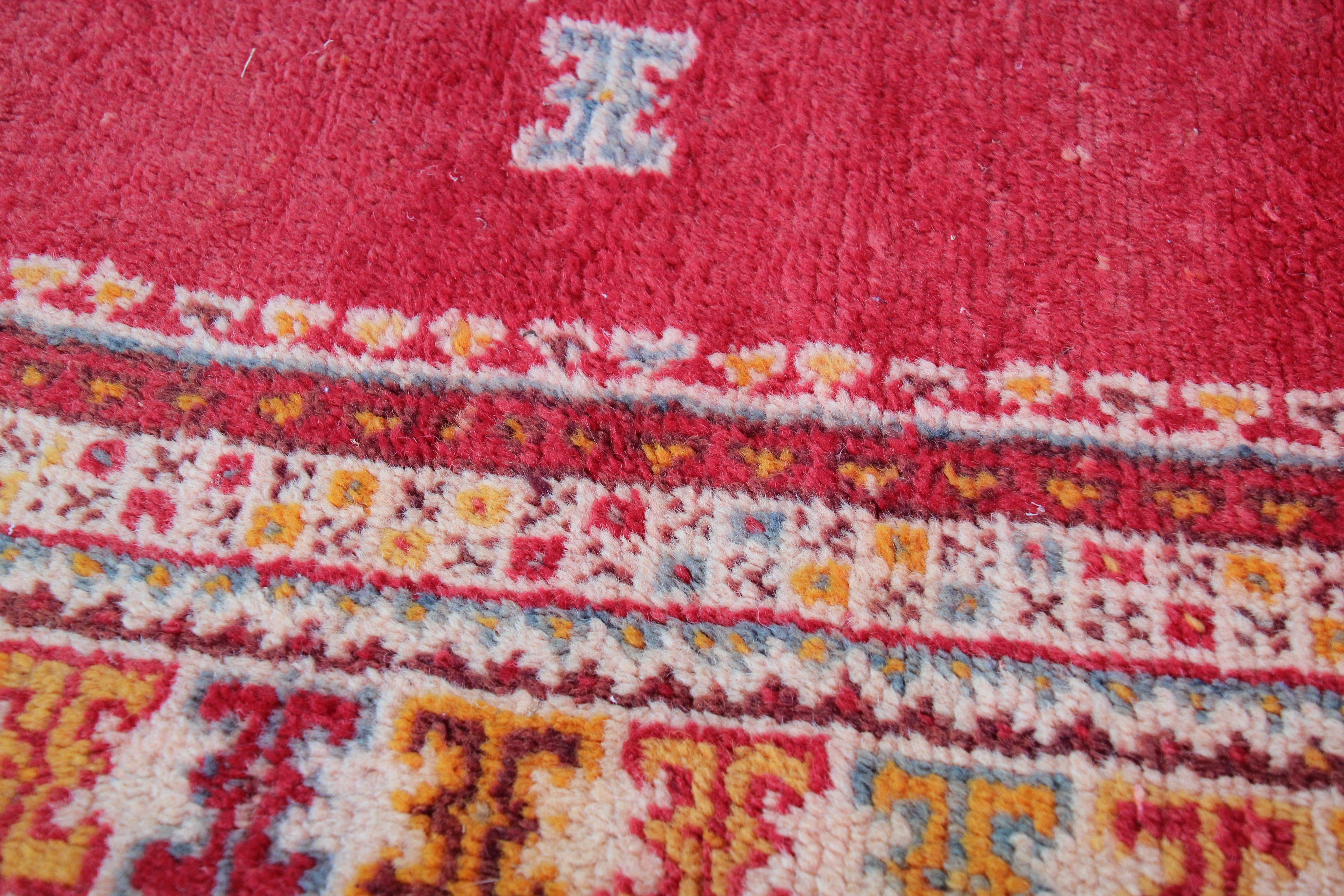 20th Century 1960s Moroccan Vintage Hand-Woven Berber Rug For Sale