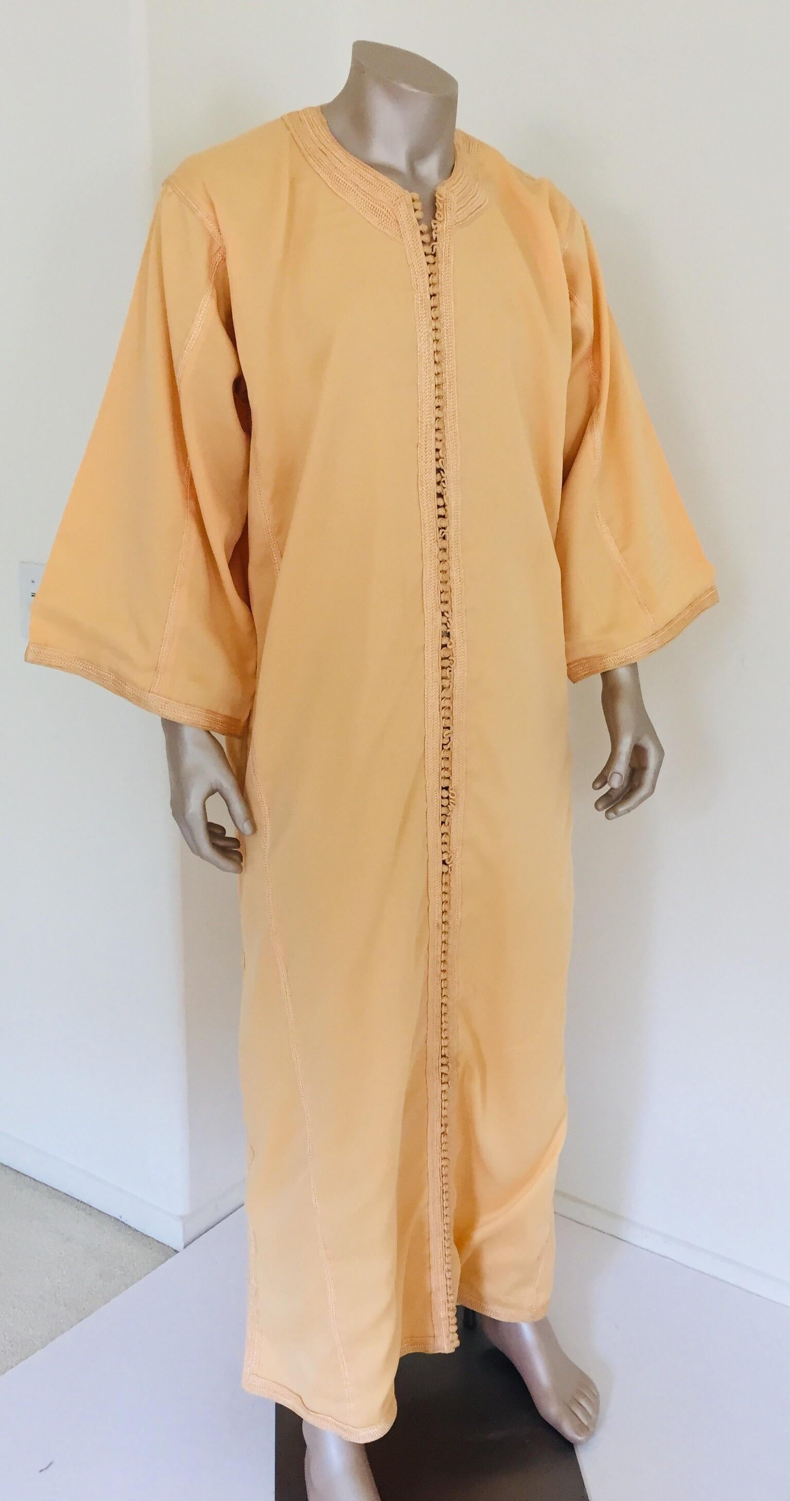 Hand-Crafted Moroccan Vintage Kaftan Gentleman Yellow Gold Caftan, circa 1970 For Sale