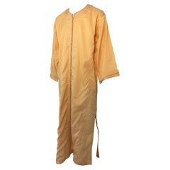 Caftan caftan marocain vintage pour homme en or jaune, c. 1970